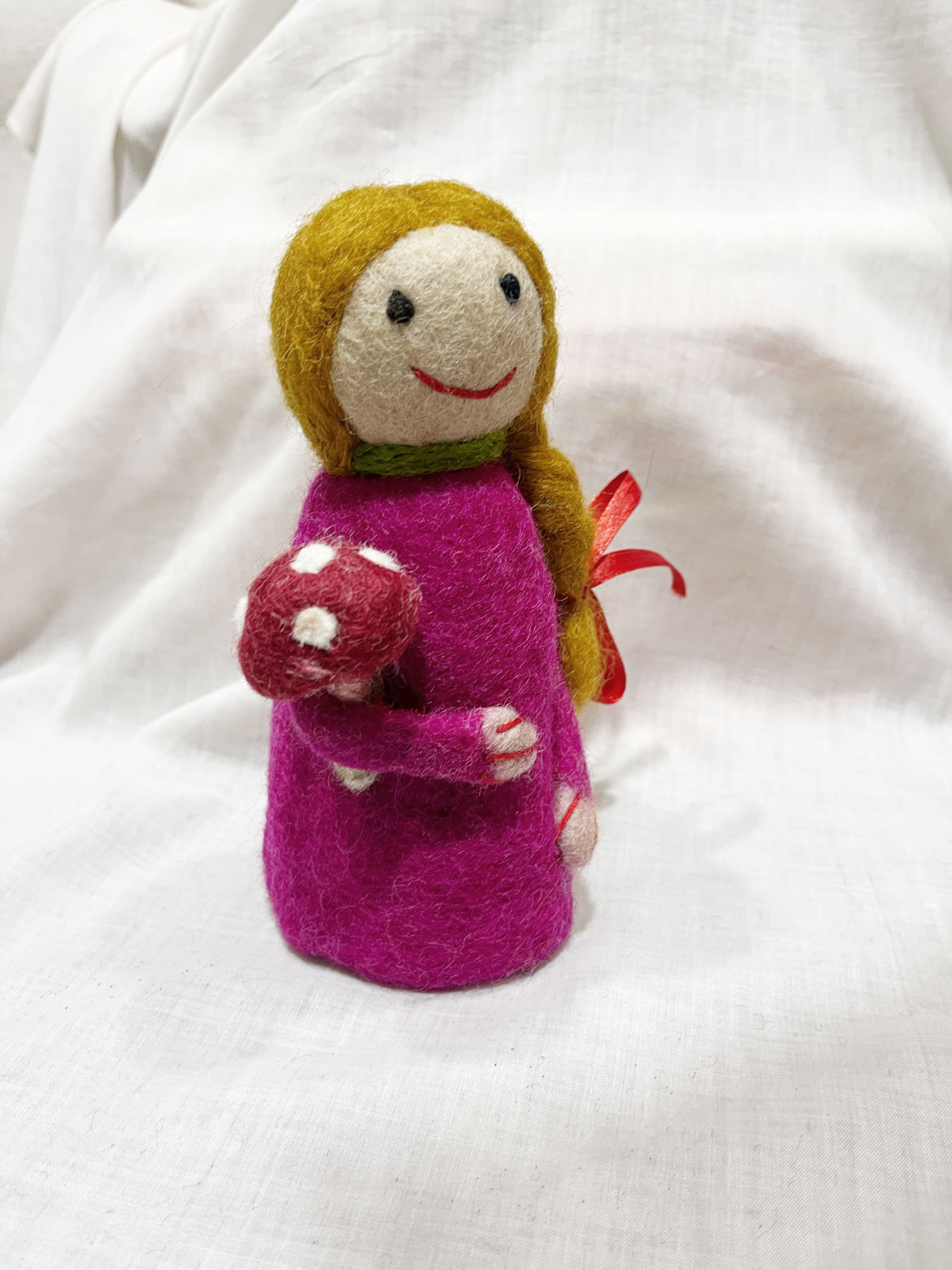 Eierwärmer 'Girl', pink, Ø 8 cm, H 18 cm