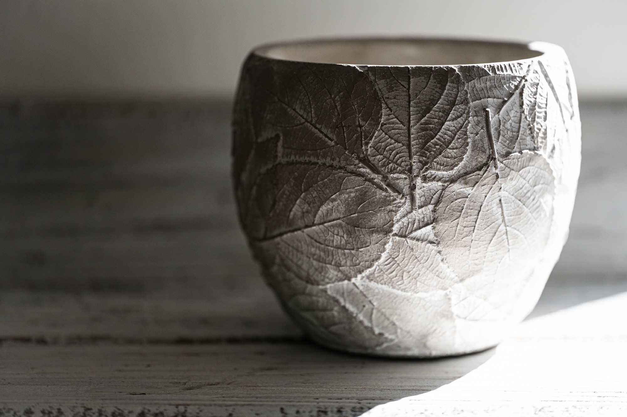 Zementtopf 'Le Hêtre', grau-weiß, Ø 16,5 cm, H 14 cm