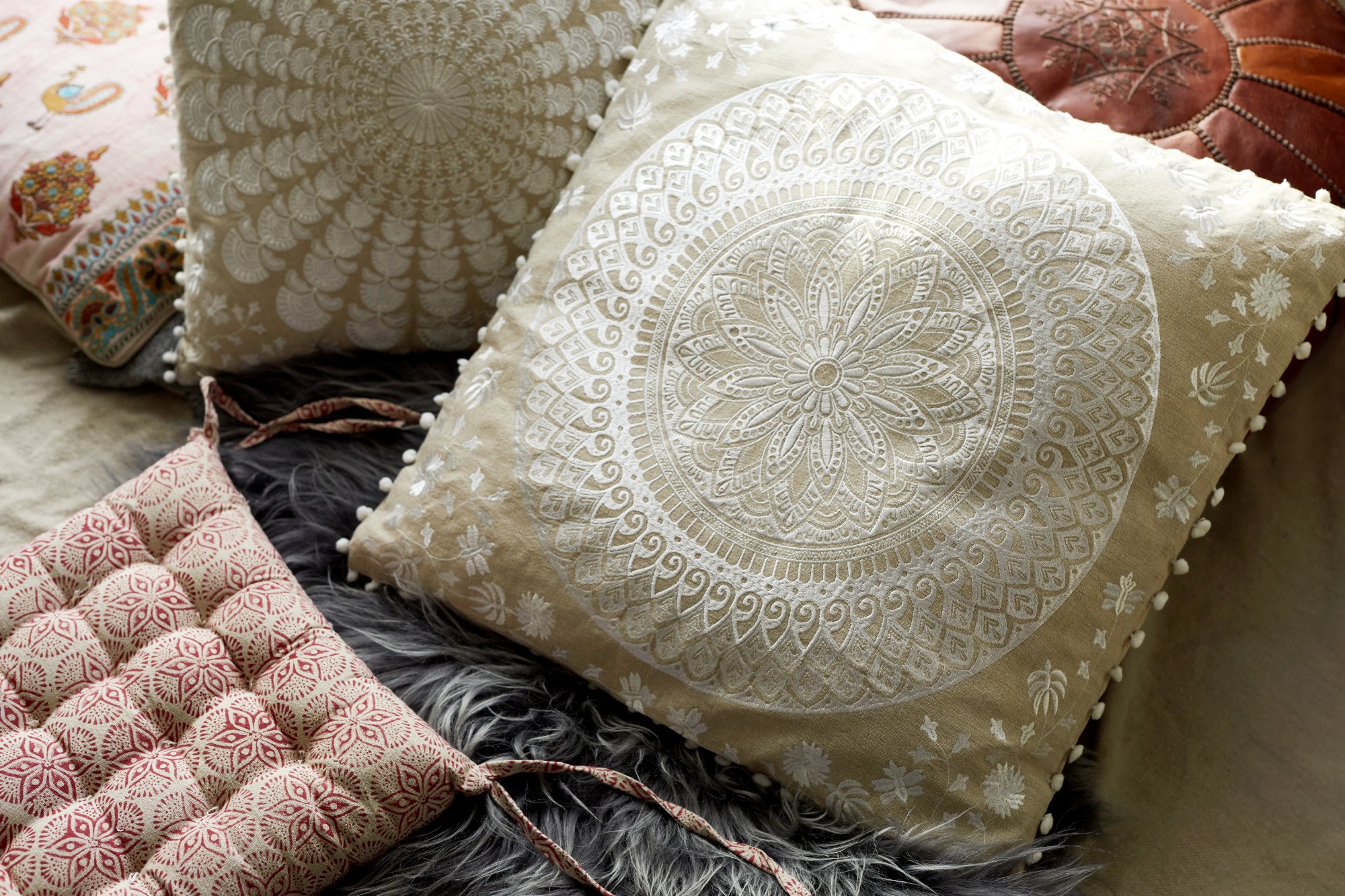 Kissen 'New Mandala', T 60 cm, B 60 cm, H 10 cm