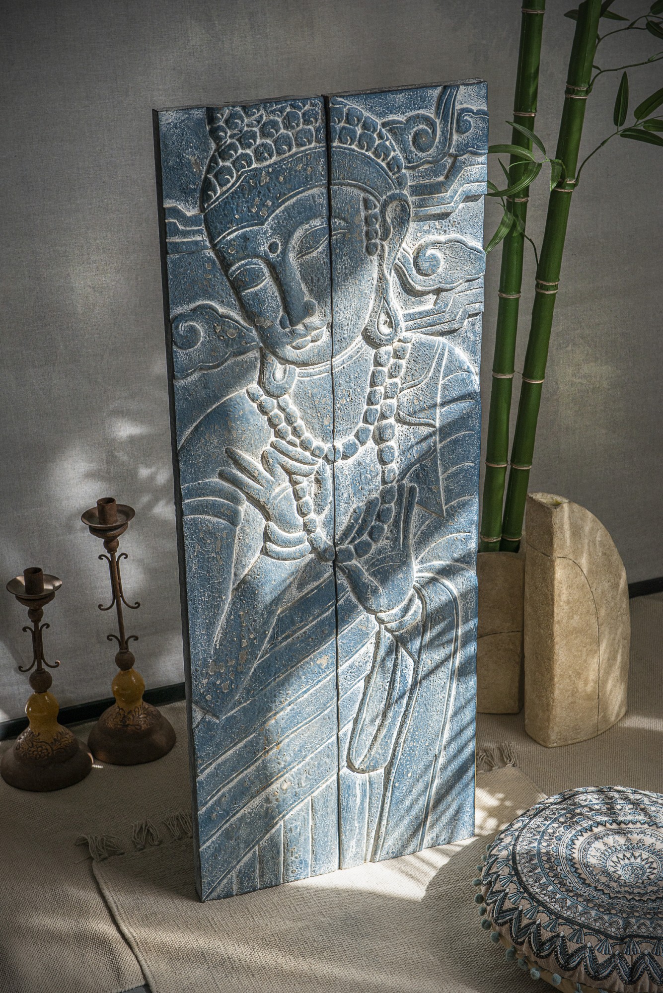 Holz-Panel 'Buddha' blau, H 97 cm, B 39 cm, L 3 cm
