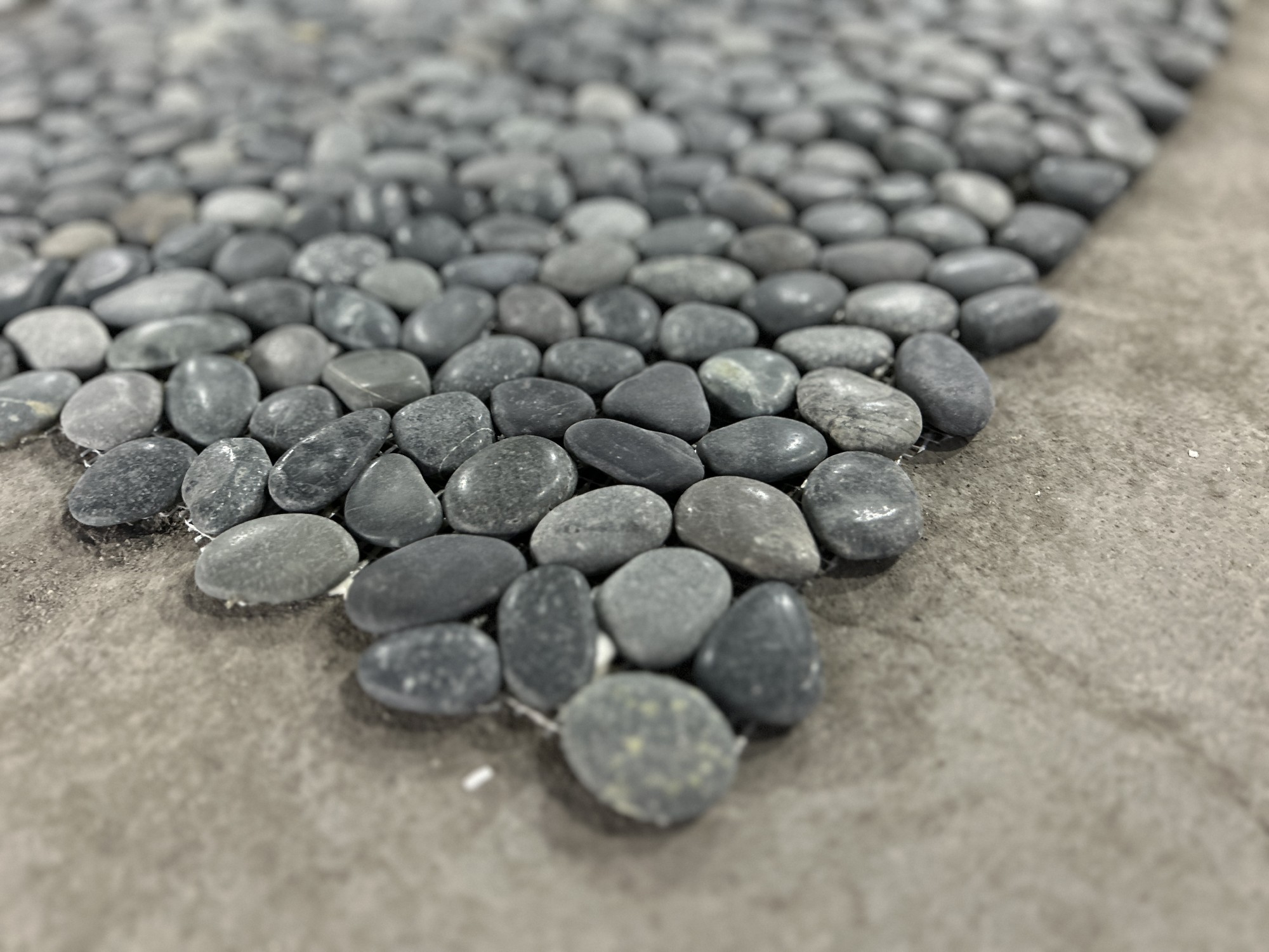 Naturkies Mosaik, dunkelgrau, 30,5 cm x 30,5 cm, 1 m²