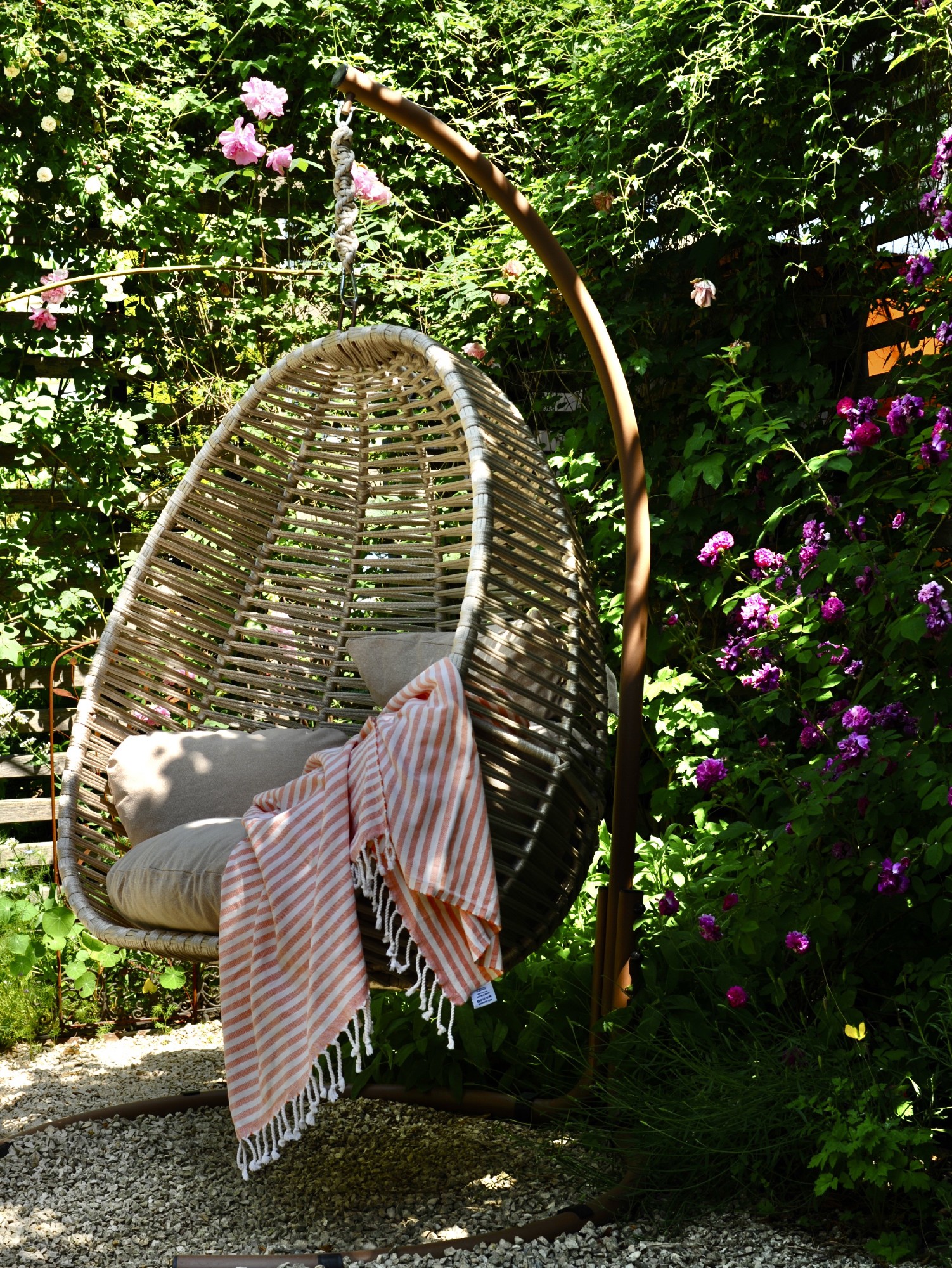 Freischaukler 'Alexis'  mit Polstern, beige, H 200 cm, B 115 cm, T 120 cm