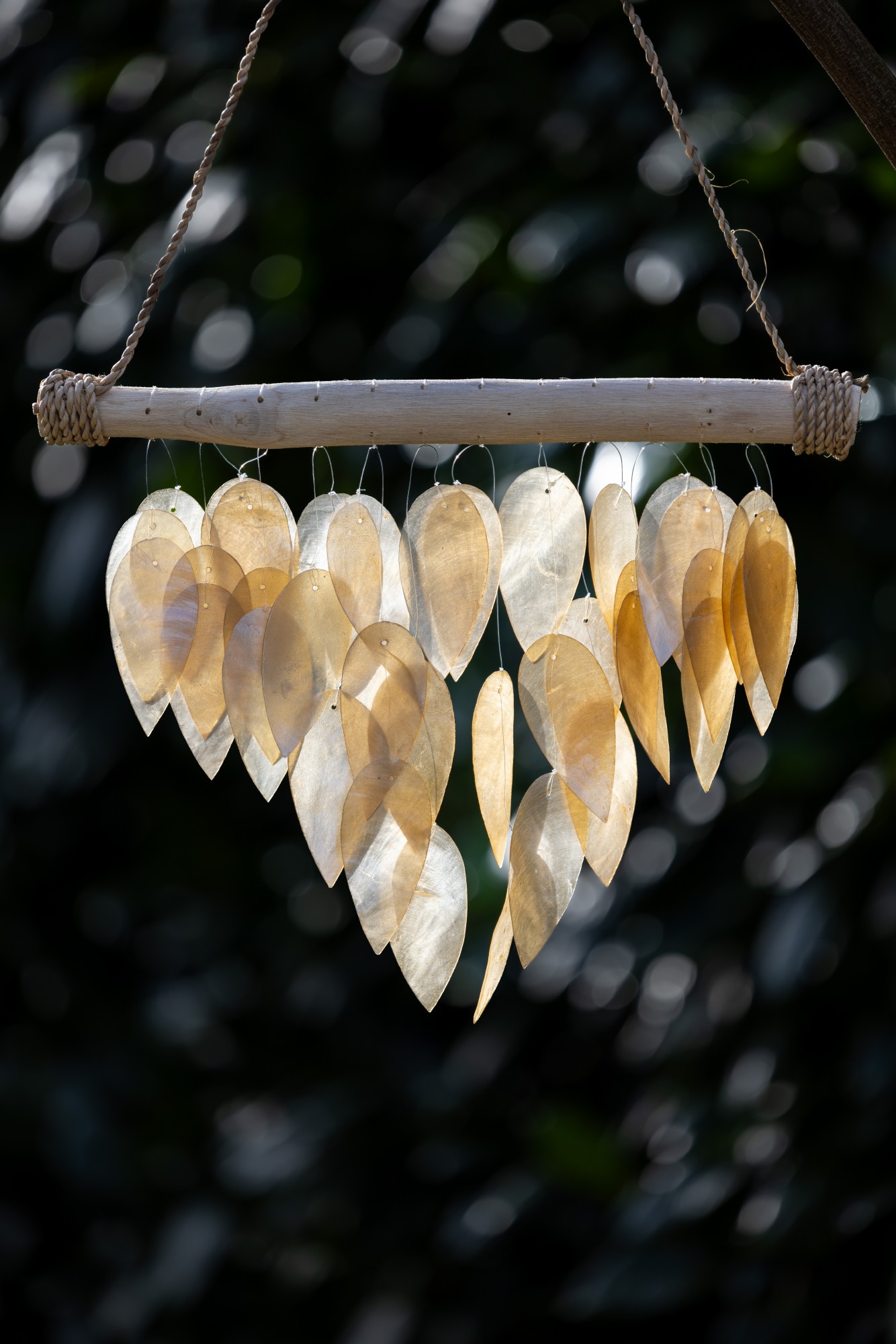 Muschel-Windspiel natur, B 30 cm, H 25 cm, L 4 cm