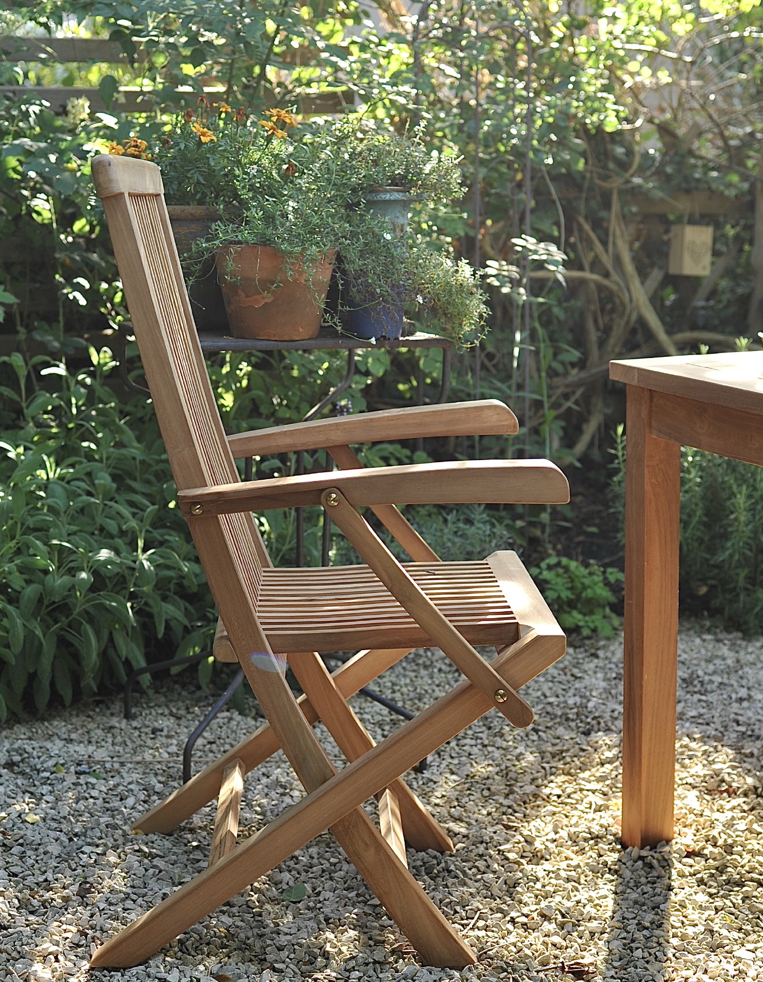 Gartenstuhl 'Skagen' aus Teakholz, natur, B 57 cm, H 99 cm, L 47 cm