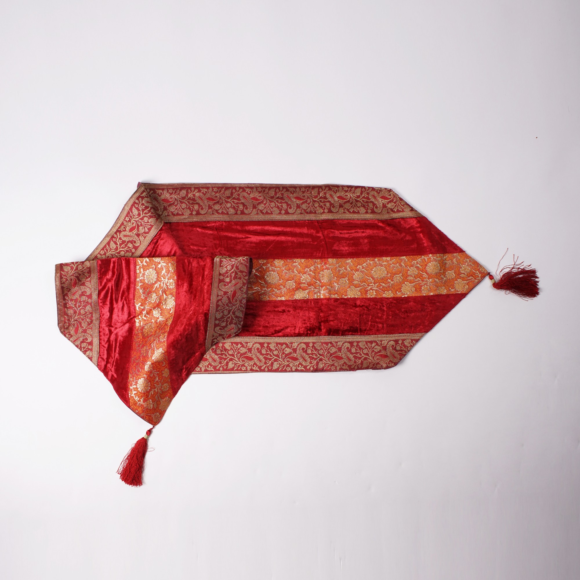 Tischläufer, rot/gold, L 150 cm, B 42 cm