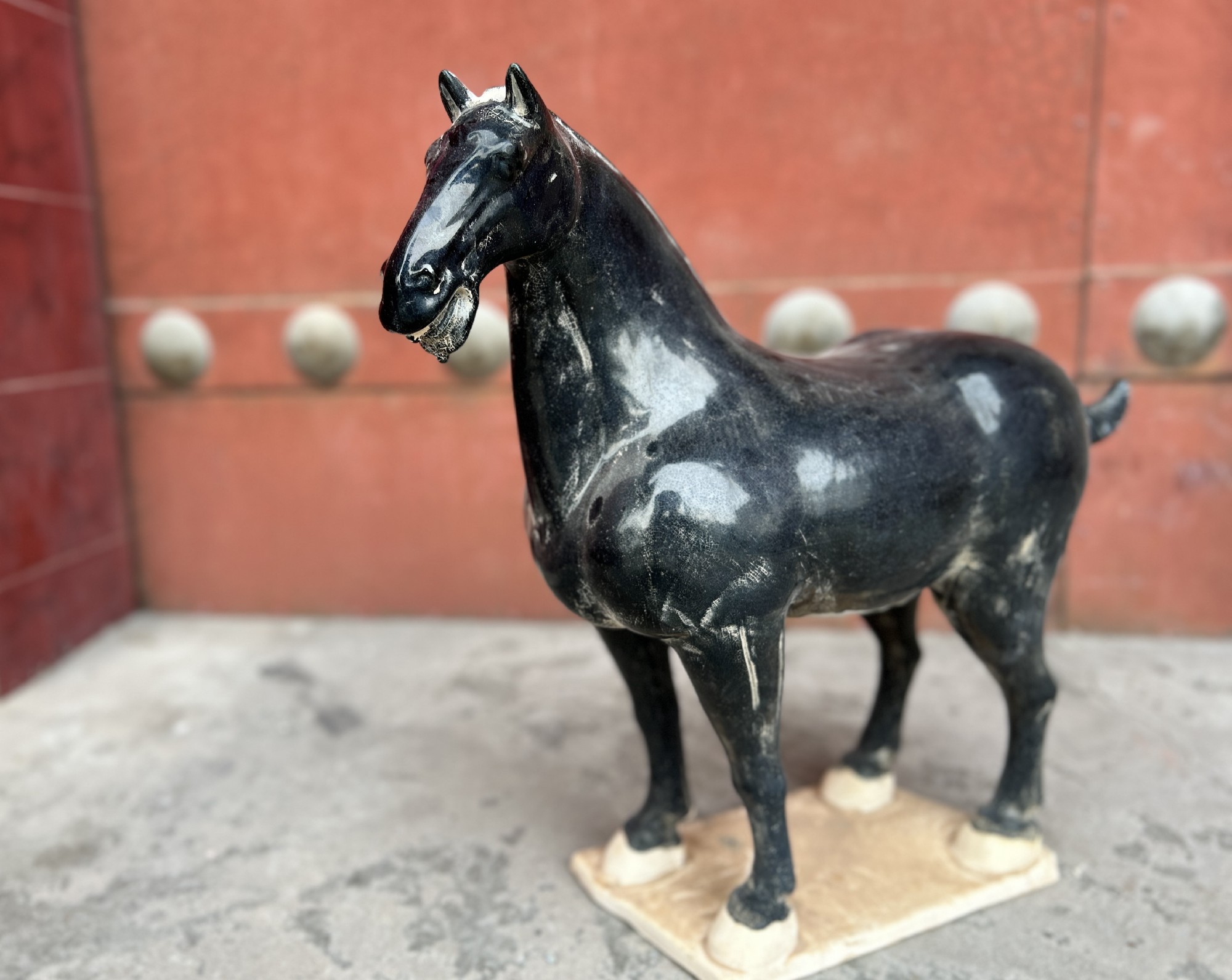 Keramikpferd 'Tang Dynasty', schwarz, B 55 cm, T 21 cm, H 53 cm