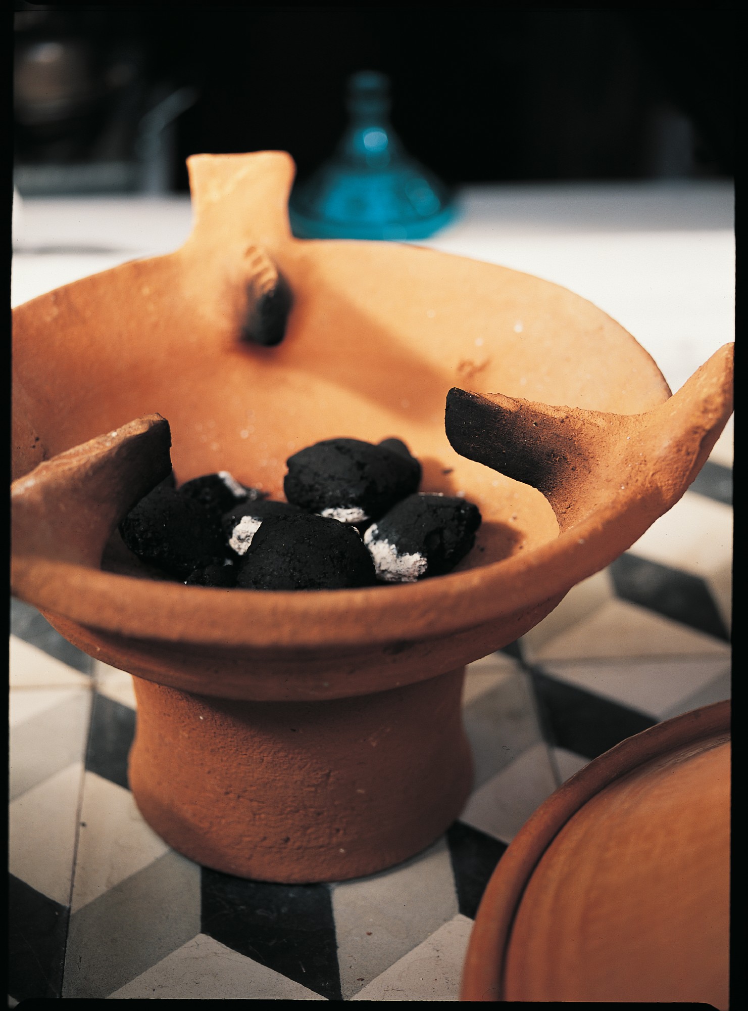 Tajine- Feuerstelle / Kanoun, erdfarben, unglasiert, H 23 cm, Ø 30 cm