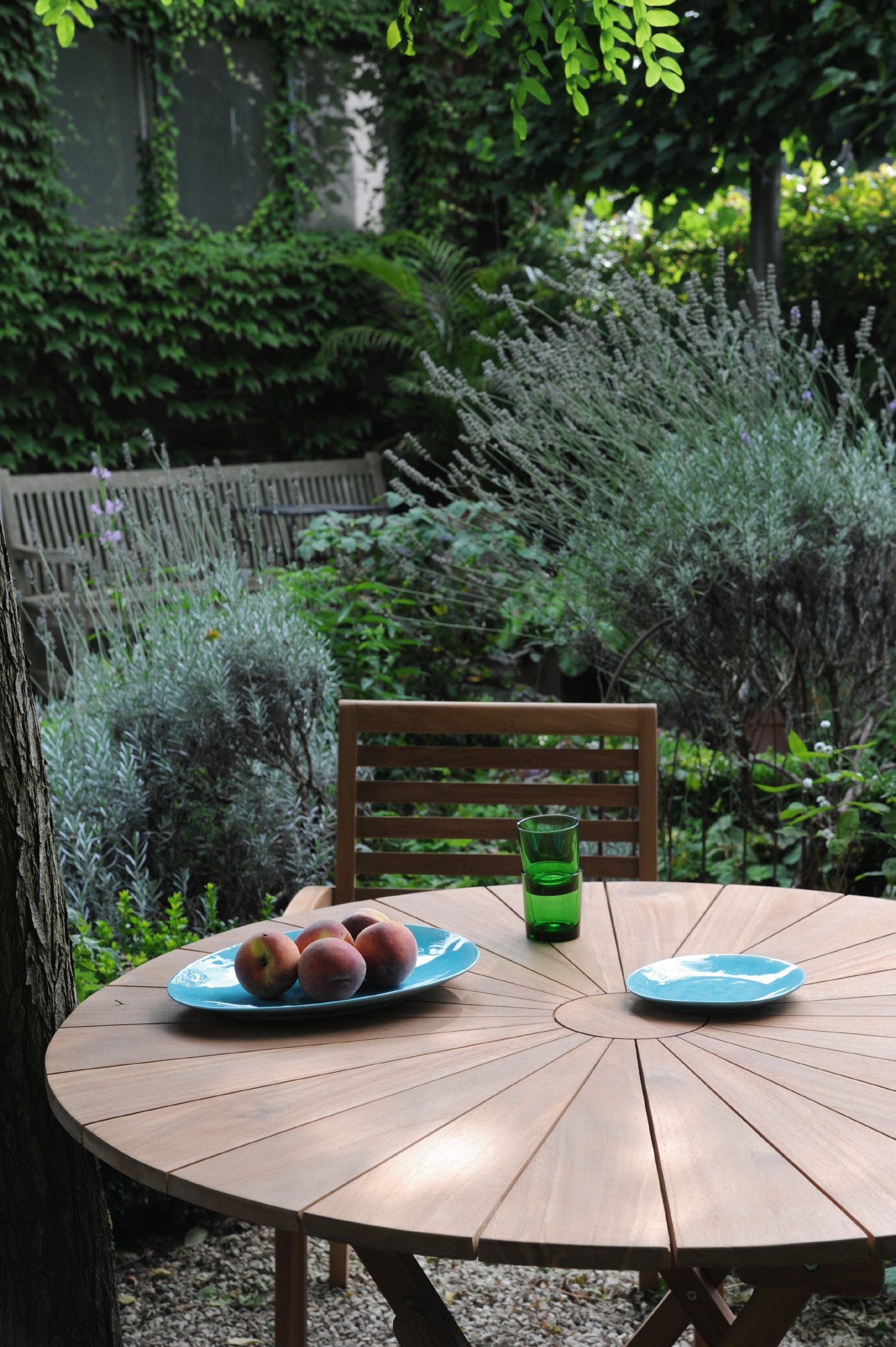Gartentisch 'Söderberg' aus Teakholz, klappbar, Ø 120 cm, H 75 cm