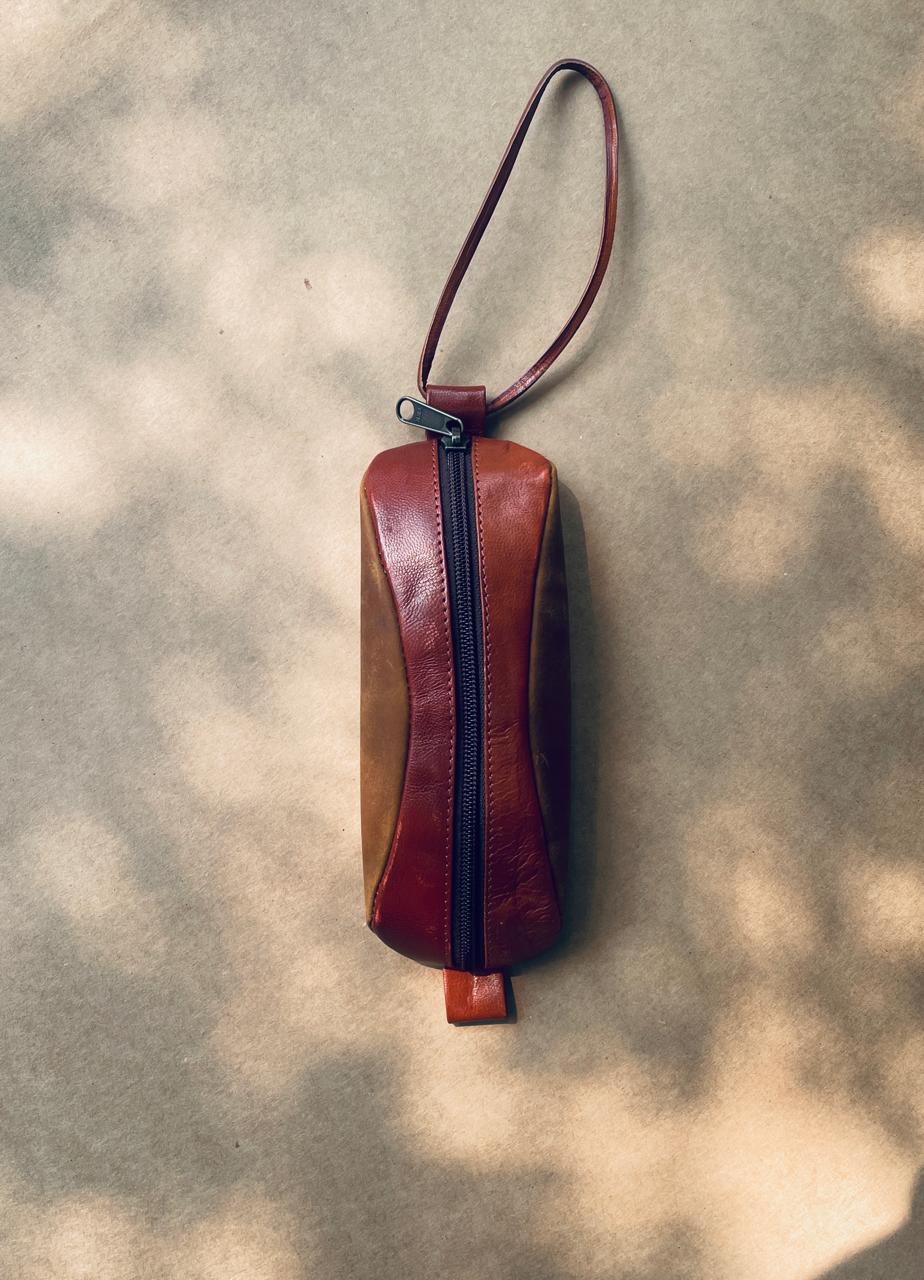 Lederetui, braun, B 20 cm, T 8 cm, H 4 cm