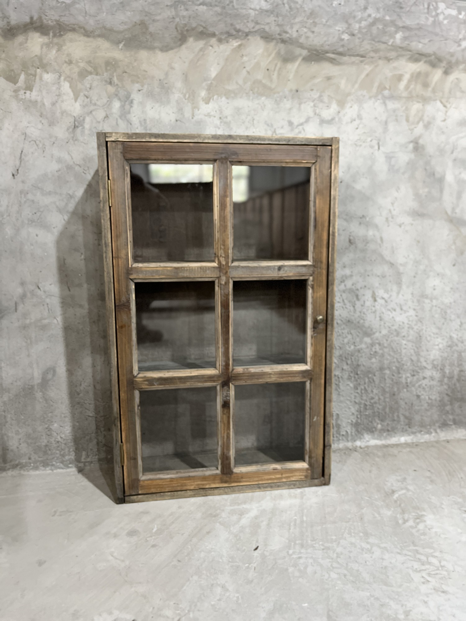 Vitrinenschrank, aus Tannenholz, recycelt, B 50 cm, T 20 cm, H 80 cm