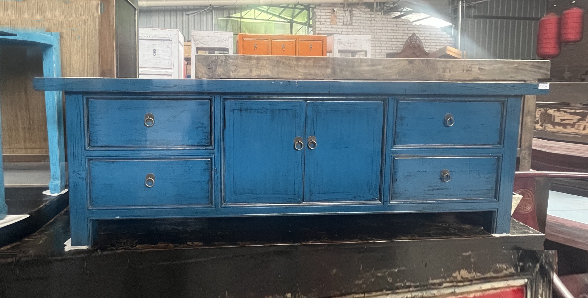 Einzelstück chinesisches Sideboard, B 175 cm, T 42 cm, H 58 cm