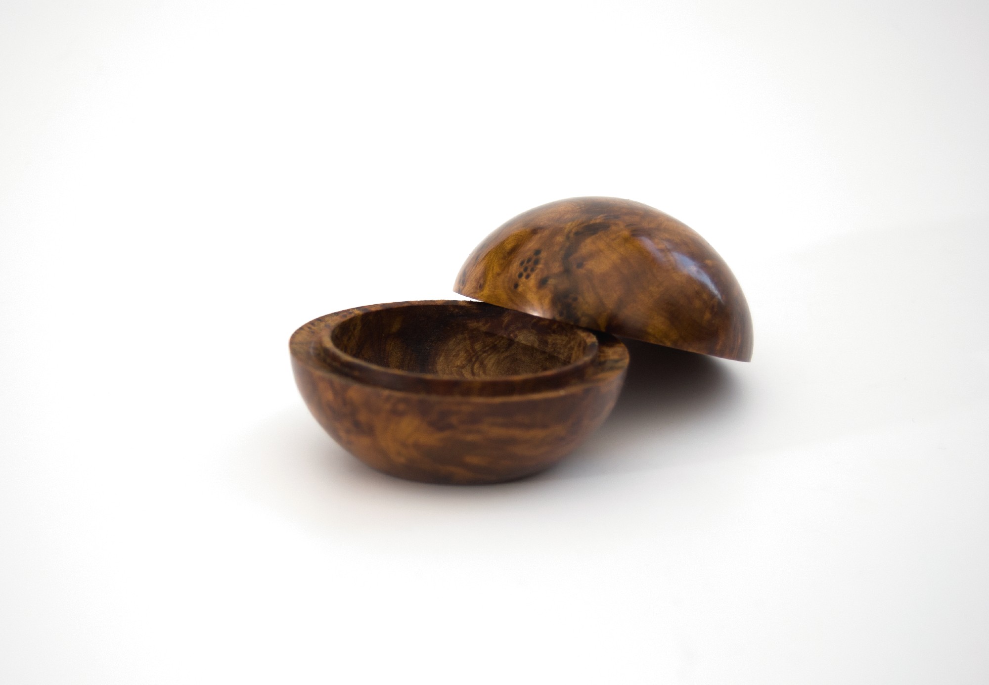 Thuja Box rund, braun, Ø 10 cm, H 7,5 cm
