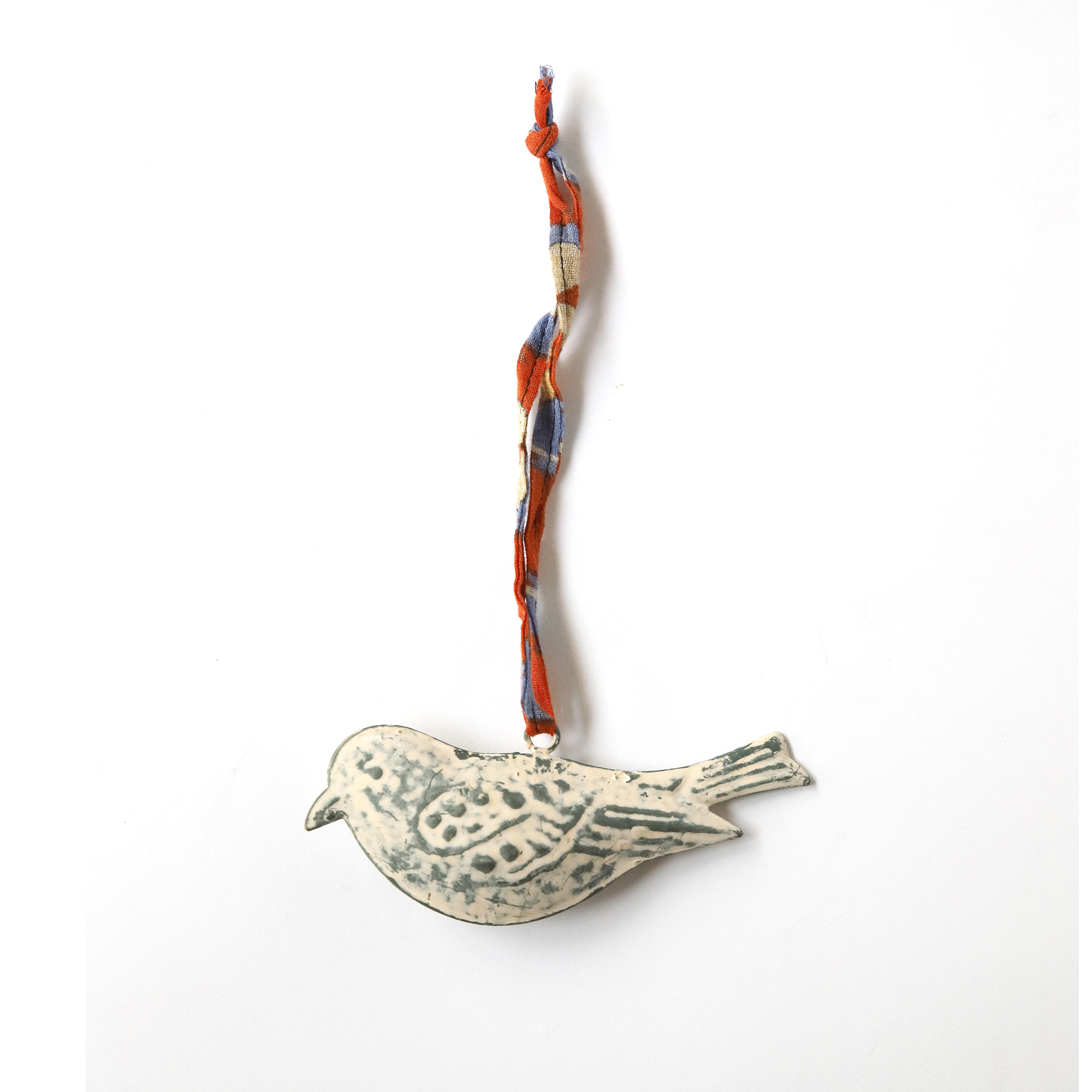 Anhänger 'Vogel' aus Eisen, grün-weiß, B 11 cm, H 5 cm, L 2 cm