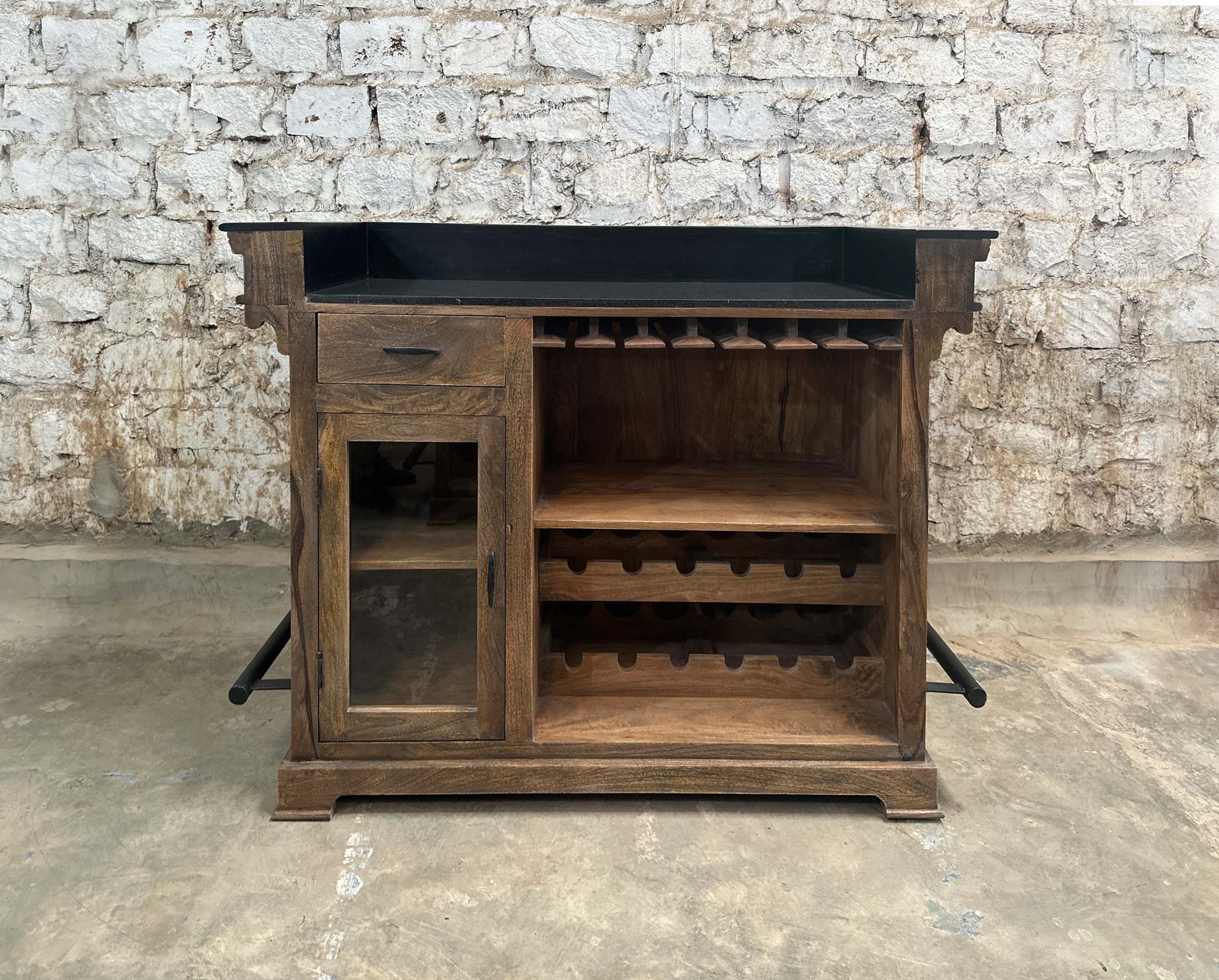 Bartisch 'Loras', aus Mangoholz, B 150 cm, T 60 cm, H 110 cm