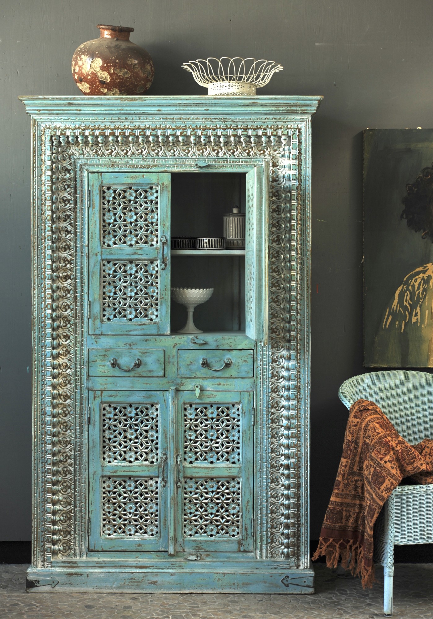 Schrank 'Amnapur', blau, H 190 cm, B 115 cm, L 41 cm