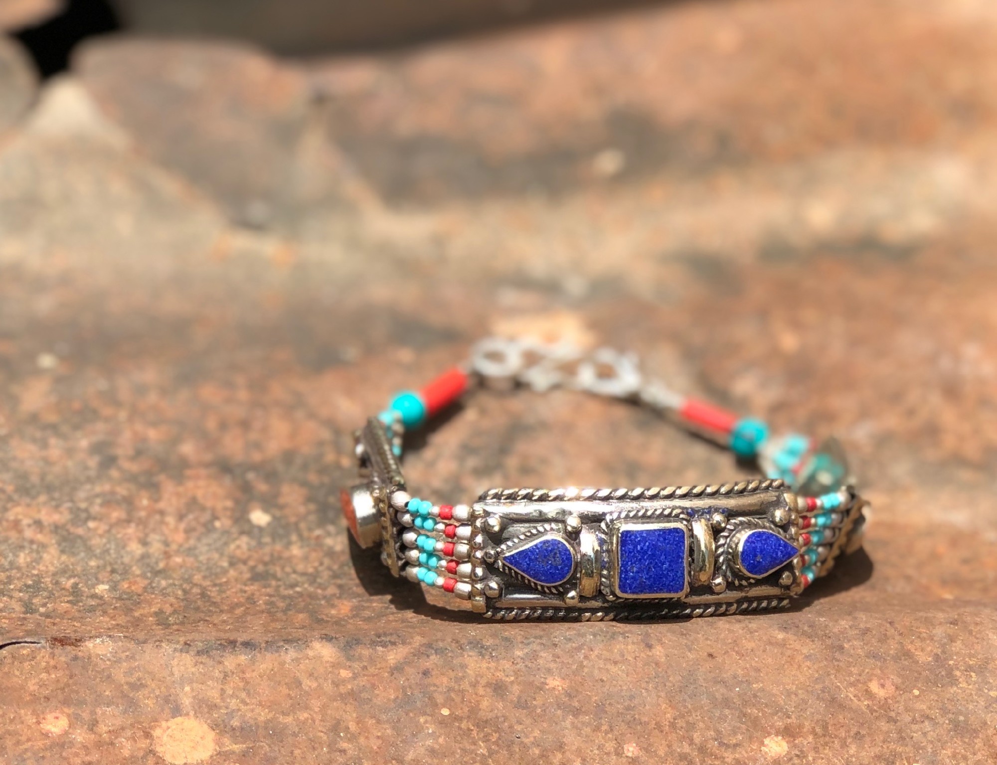 Armband mit Lapislazuli und mehr, L 19 cm