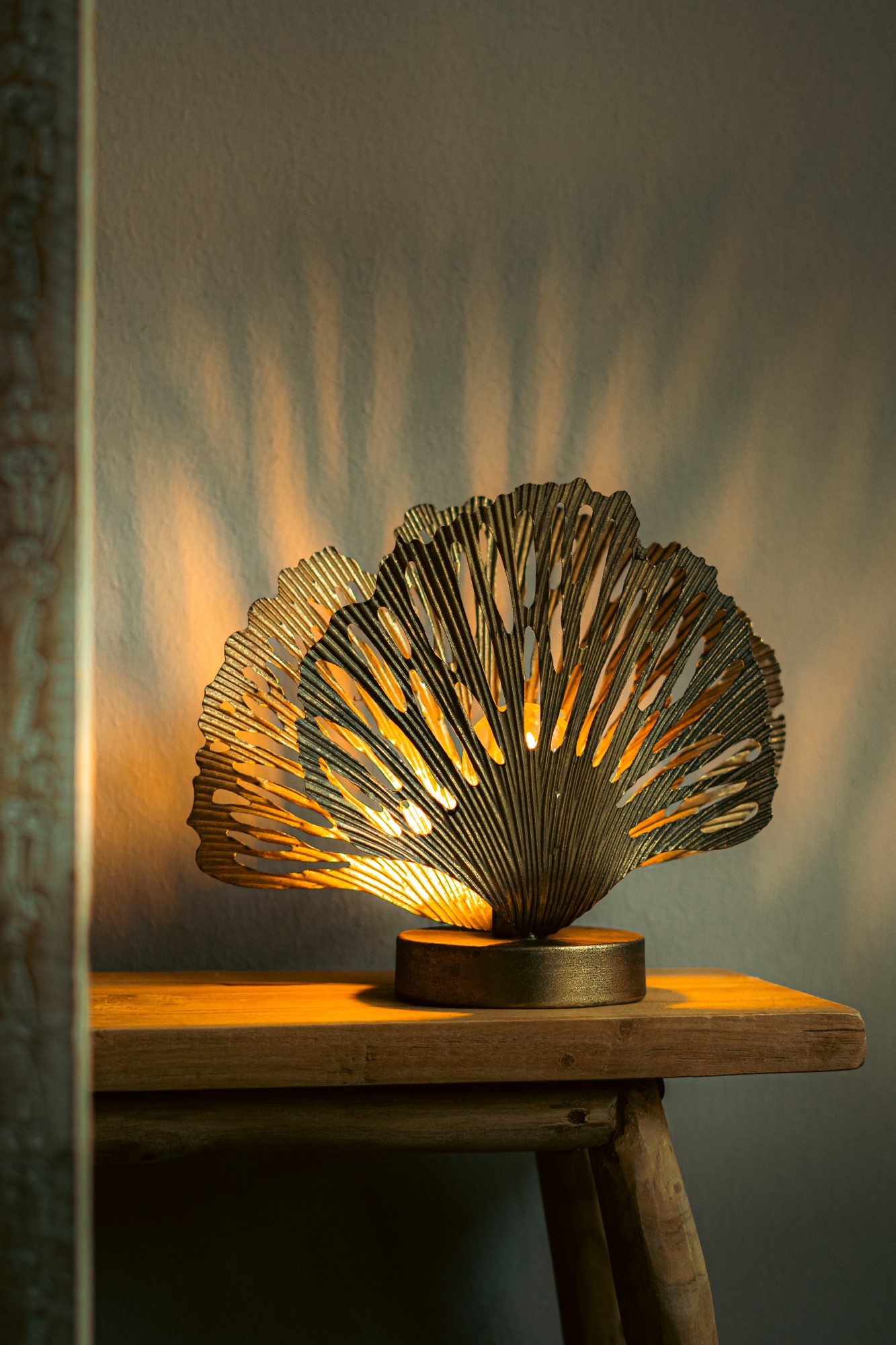Tischlampe 'Aurora' aus Metall, gold, H 31 cm, B 36 cm, L 13 cm