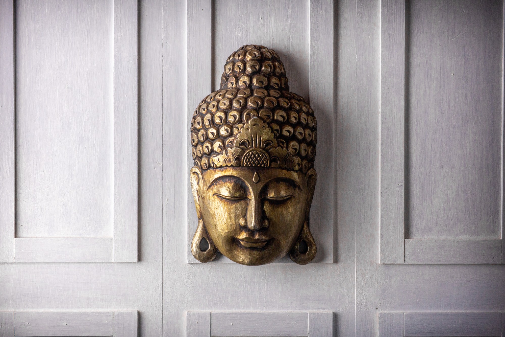 Buddha-Maske, aus Albesiaholz, gold, B 23 cm, H 40 cm
