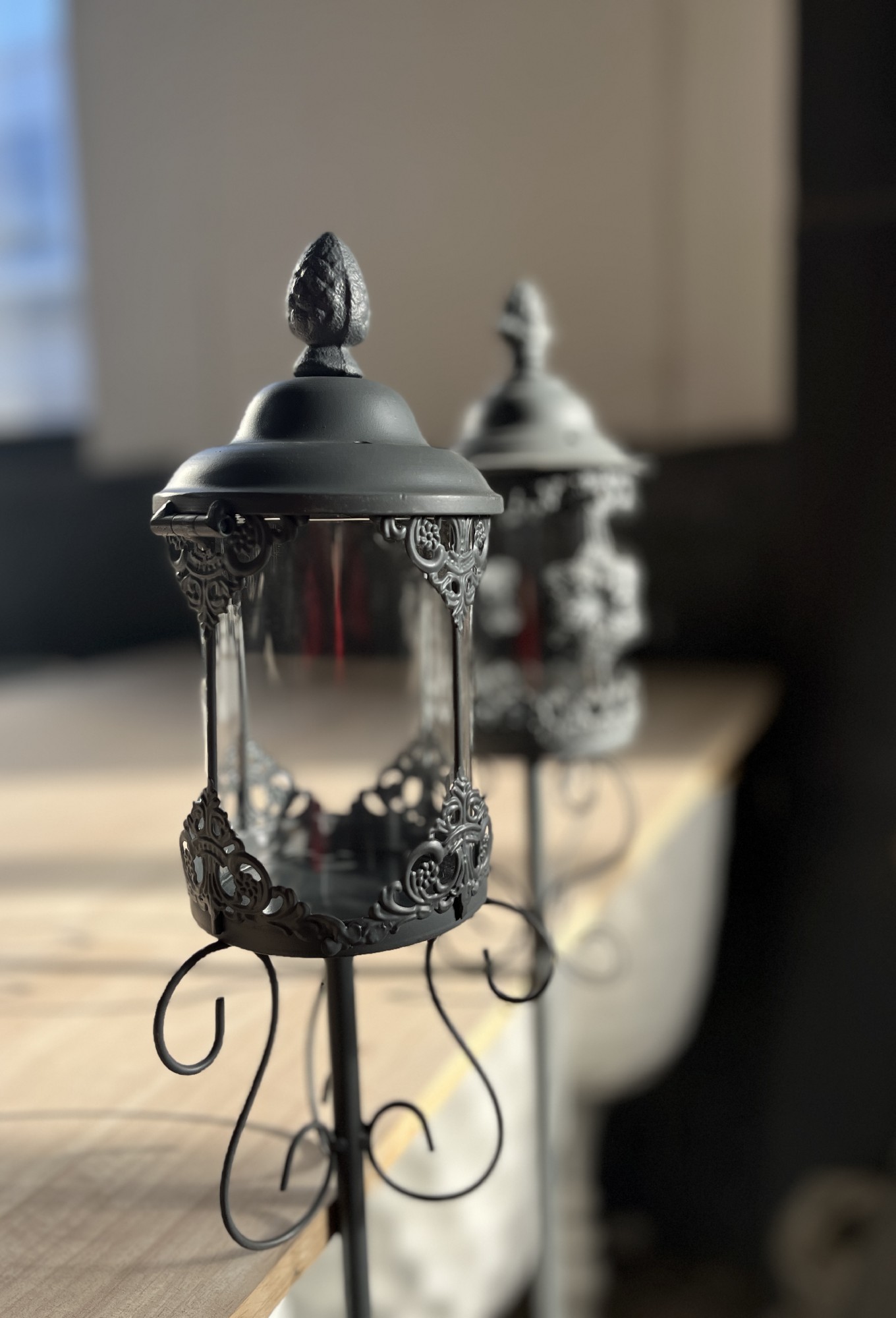 Gartenstecker mit Laterne, aus Metall und Glas, H 104 cm, Ø 9 cm