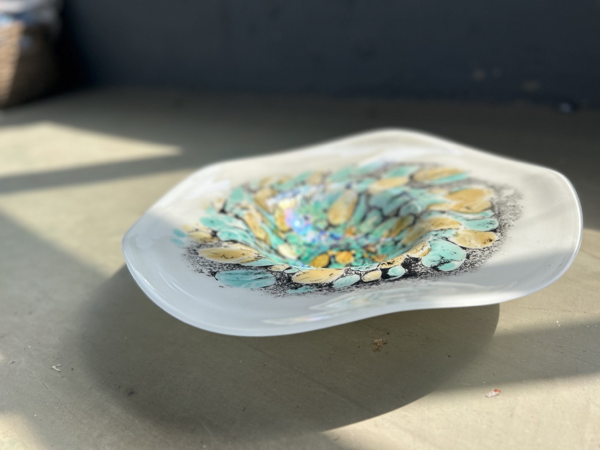 Glasteller 'Tiboite', multicolor, Ø 43 cm, H 7,5 cm