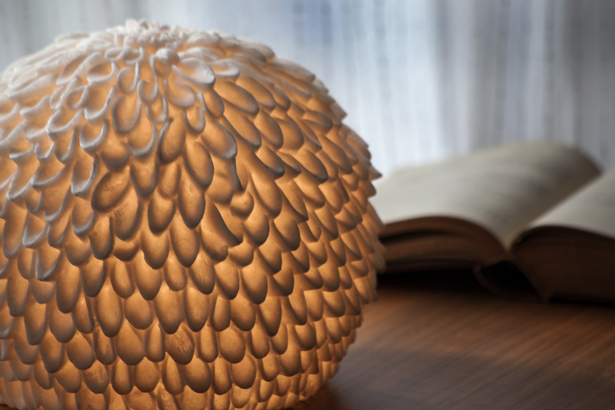 Leuchte 'Blattregen', B 32 cm, H 26 cm