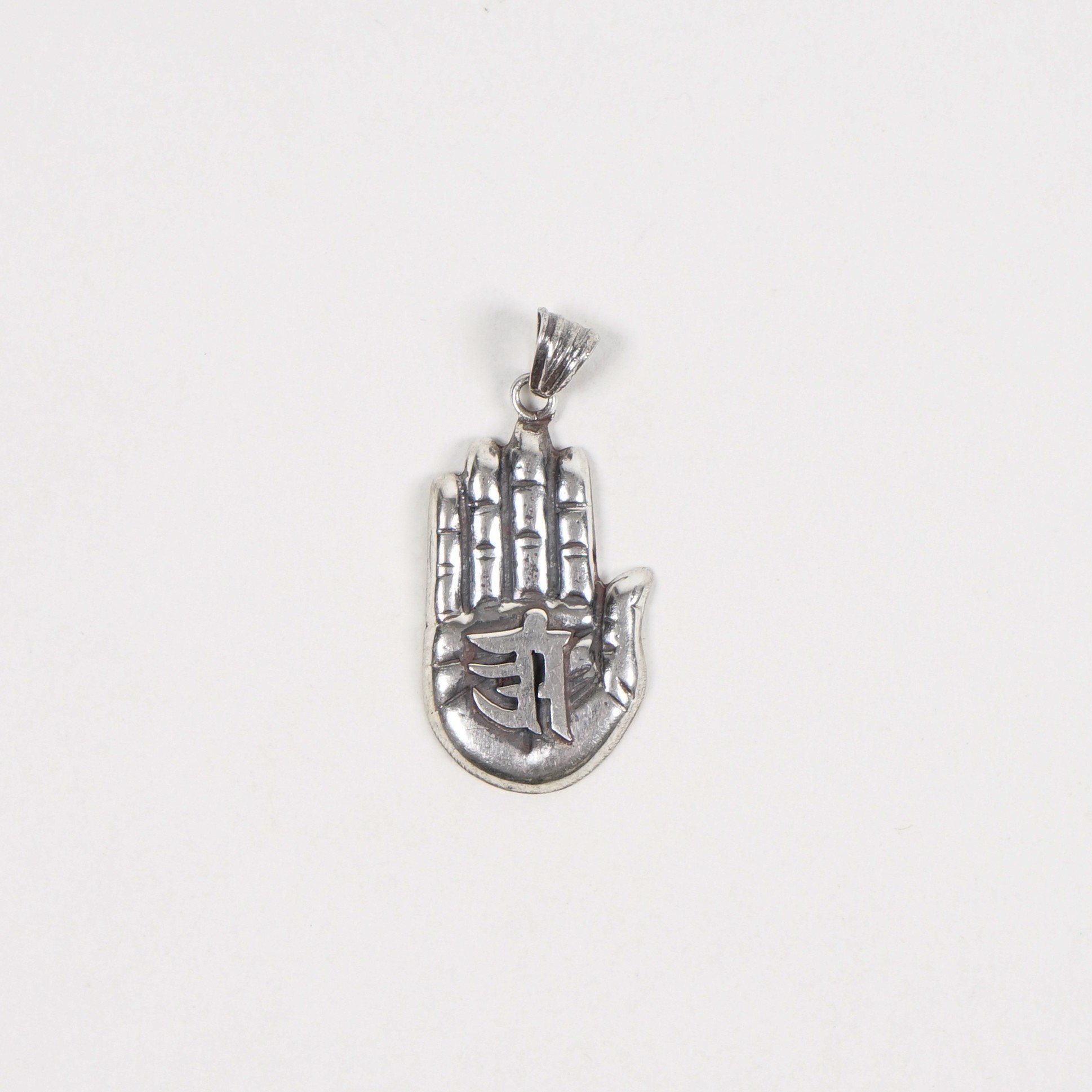 Anhänger 'Buddha Hand', 925-er Sterlingsilber, H 3,5 cm, B 2 cm