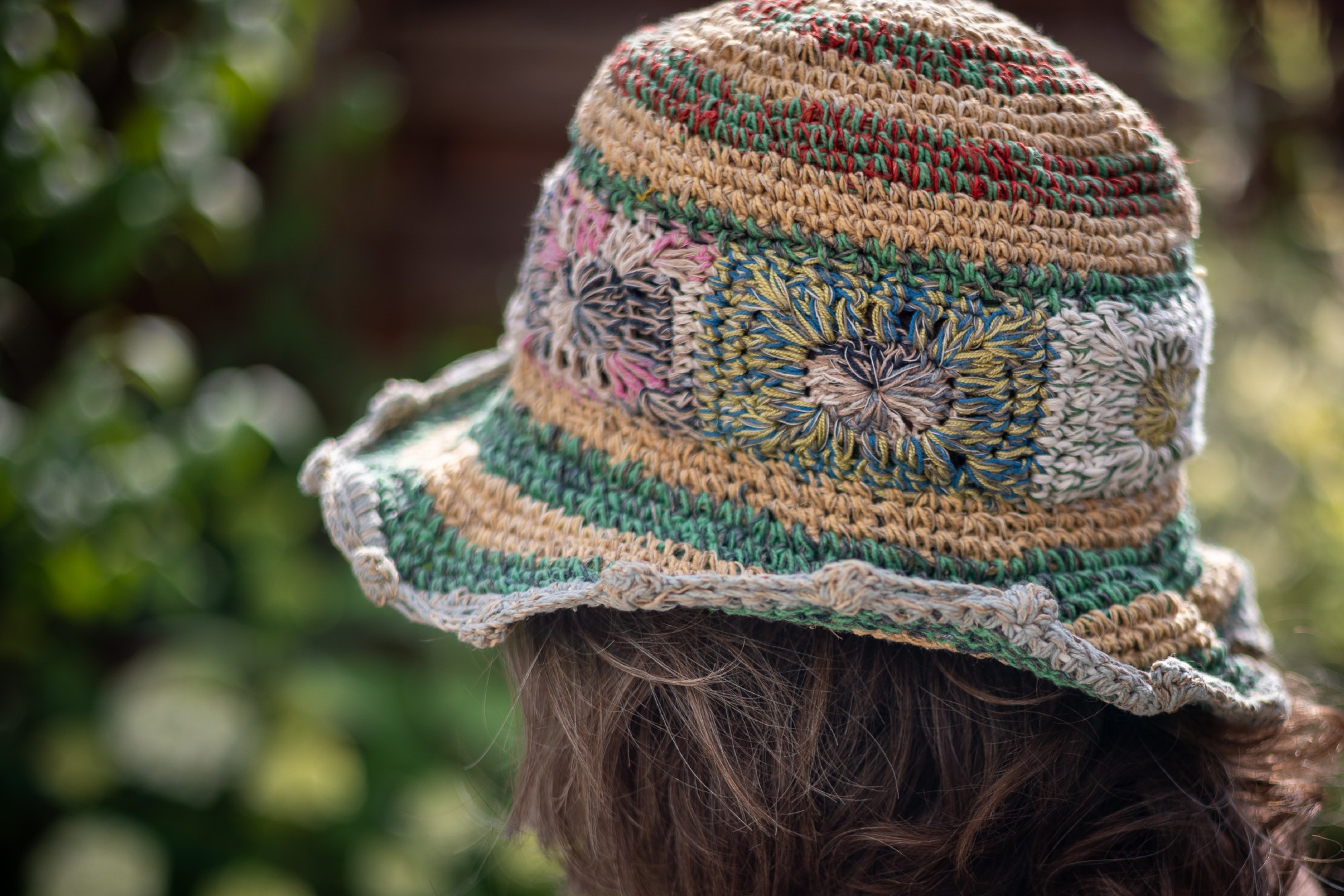 Sommerhut, multicolor, aus Hanf und Baumwolle