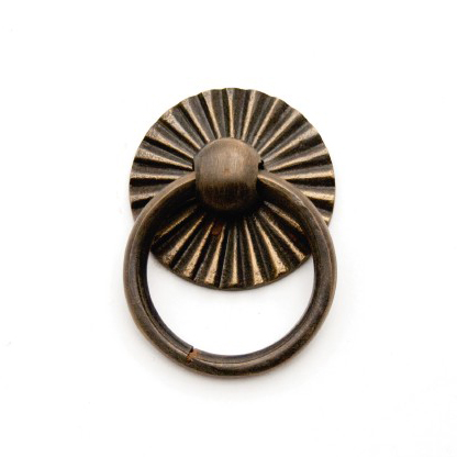 Ringgriff mit Rosette, kupfer