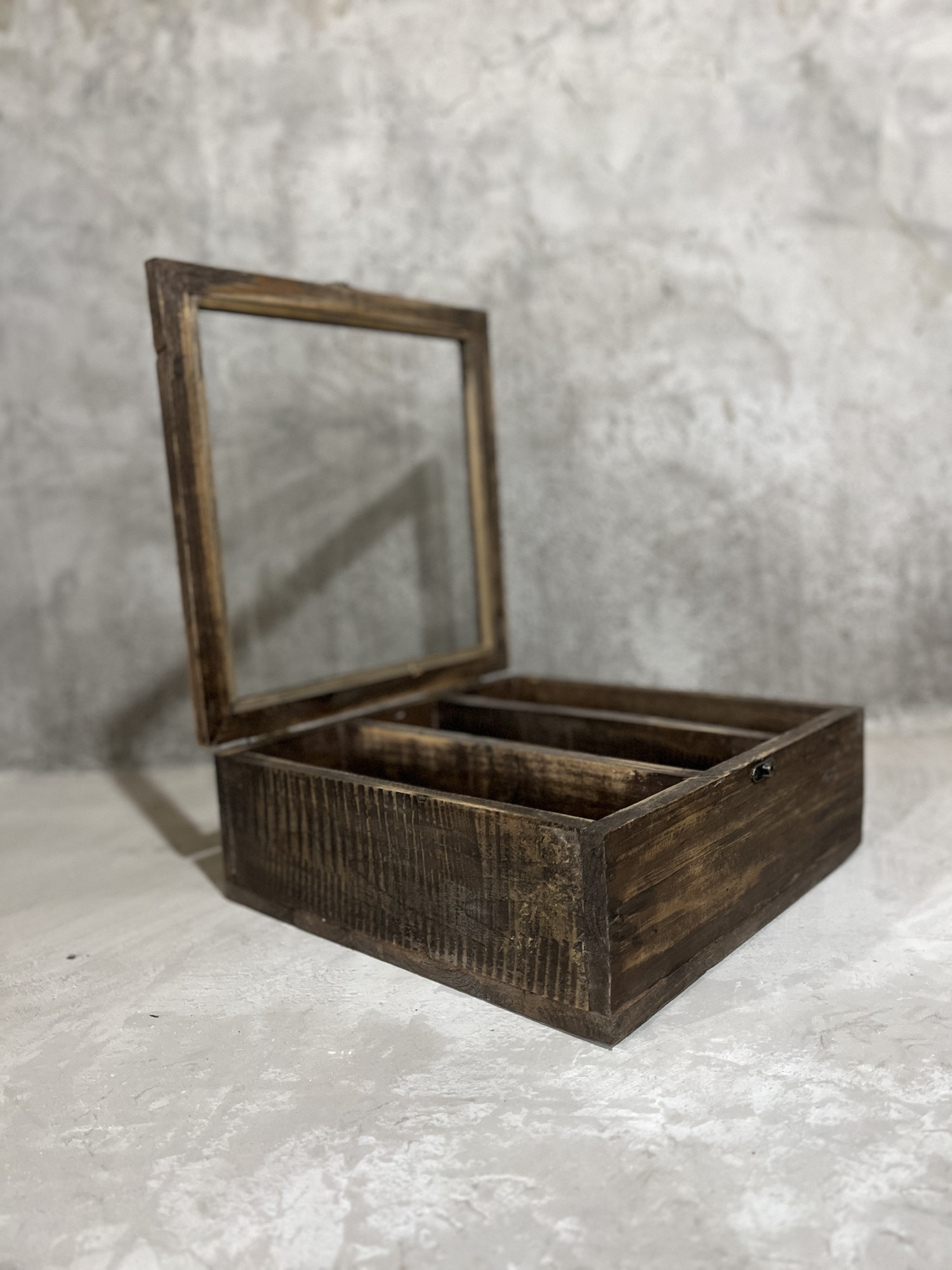 Schaukasten 3 Fächer, aus Tannenholz, B 41 cm, T 41 cm, H 15 cm