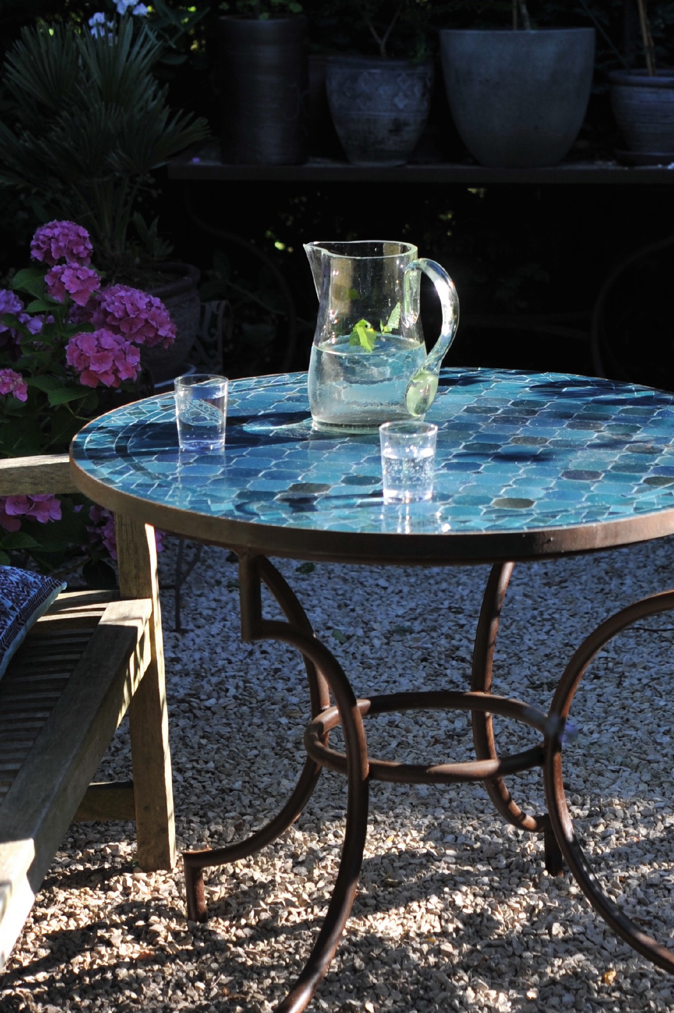 Runder Mosaiktisch, ozeanblau, Ø 60 cm, H 75 cm