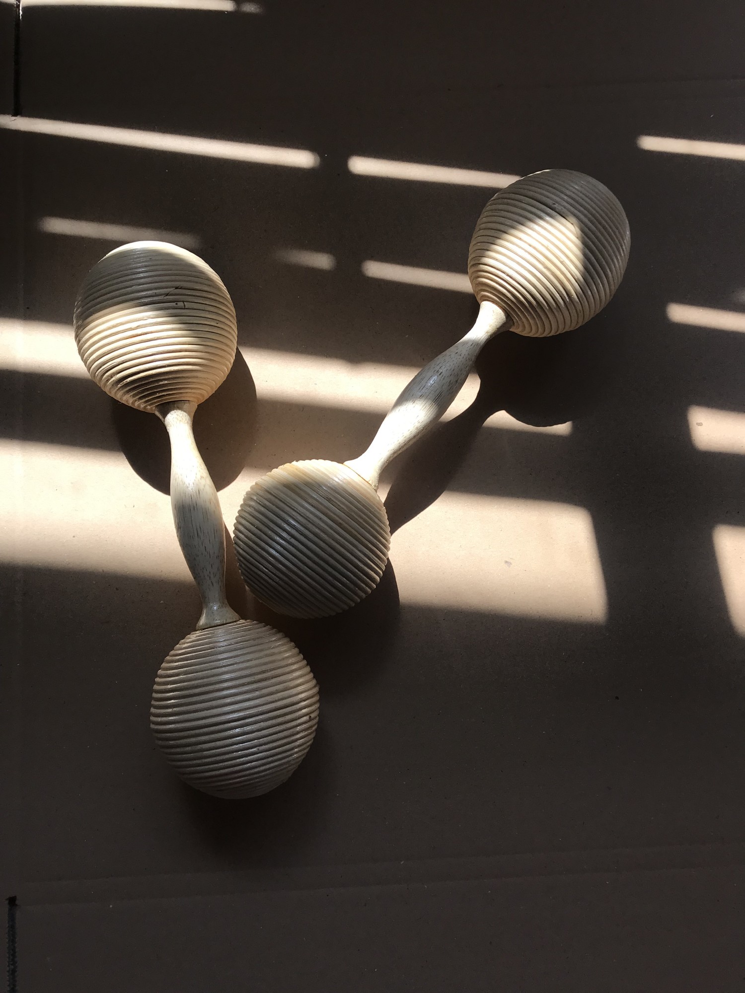 Doppel-Maraca aus Rattan, L 26 cm, Ø 7 cm