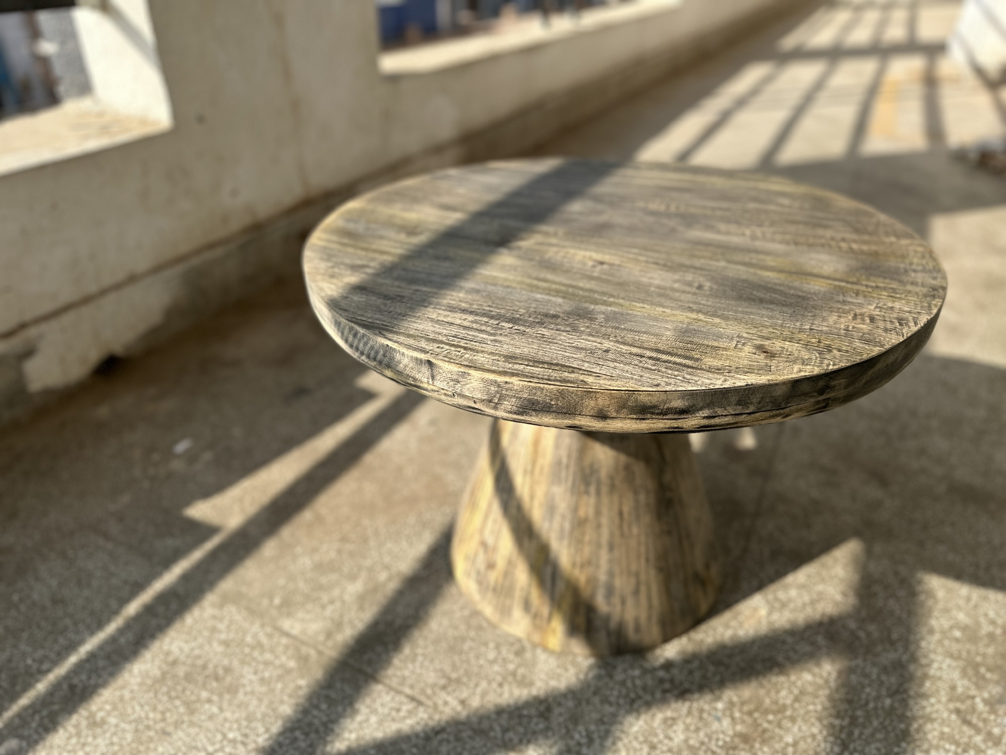 Couchtisch 'Carltz', Mangoholz blackwashed, Ø 70 cm, H 50 cm