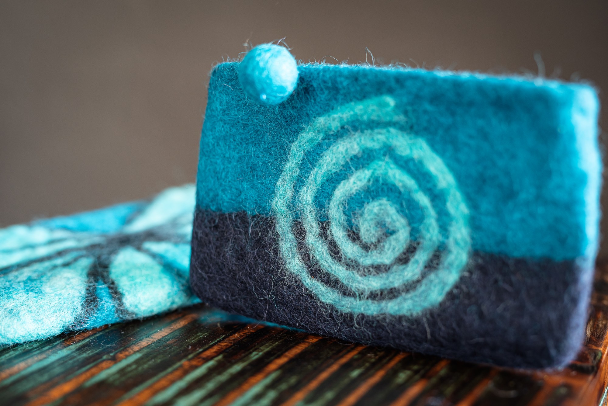 Filz-Etui 'Spirale', blau, B 16 cm, H 10 cm