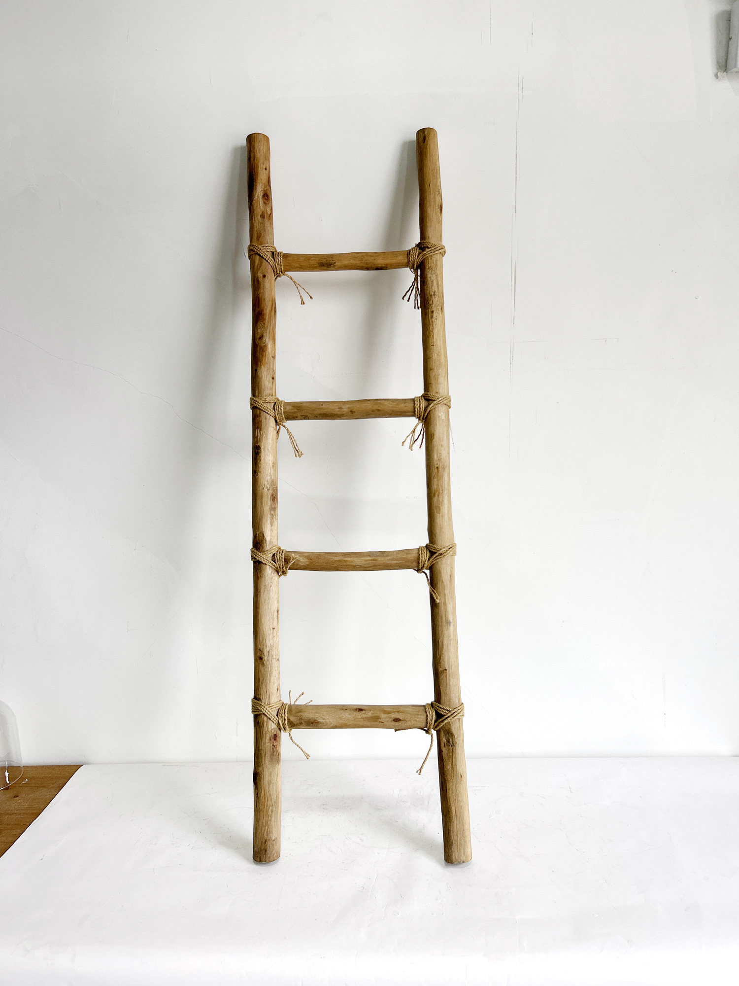 Leiter aus Ulmenholz, natur, H 148 cm, B 43 cm, T 5 cm