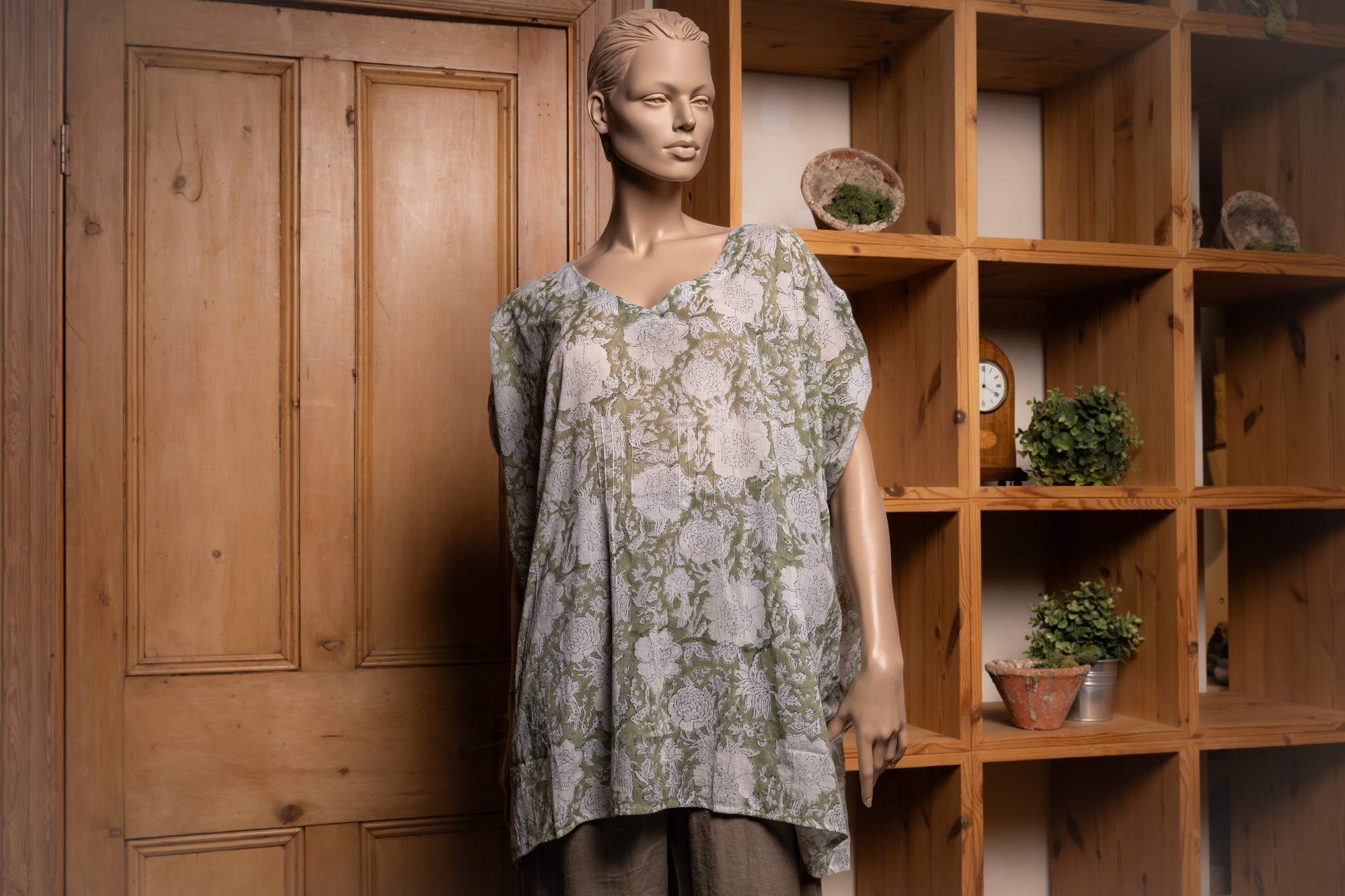 Minikaftan 'Fleur', weiß-grün, in 4 Größen, aus Baumwolle