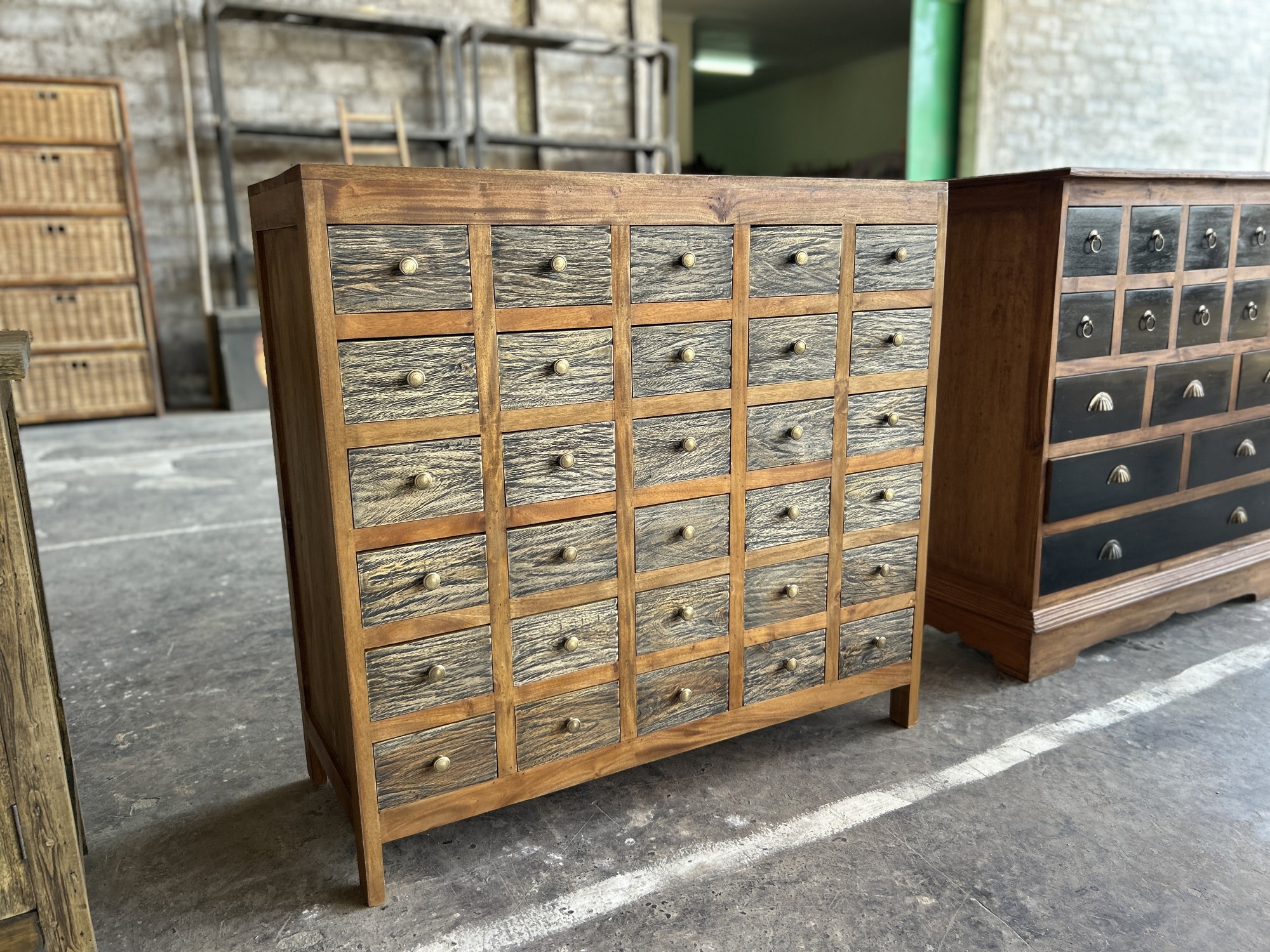 Schubladenschrank 'Boldt' mit 30 Schubladen, B 105 cm, T 42 cm, H 100 cm