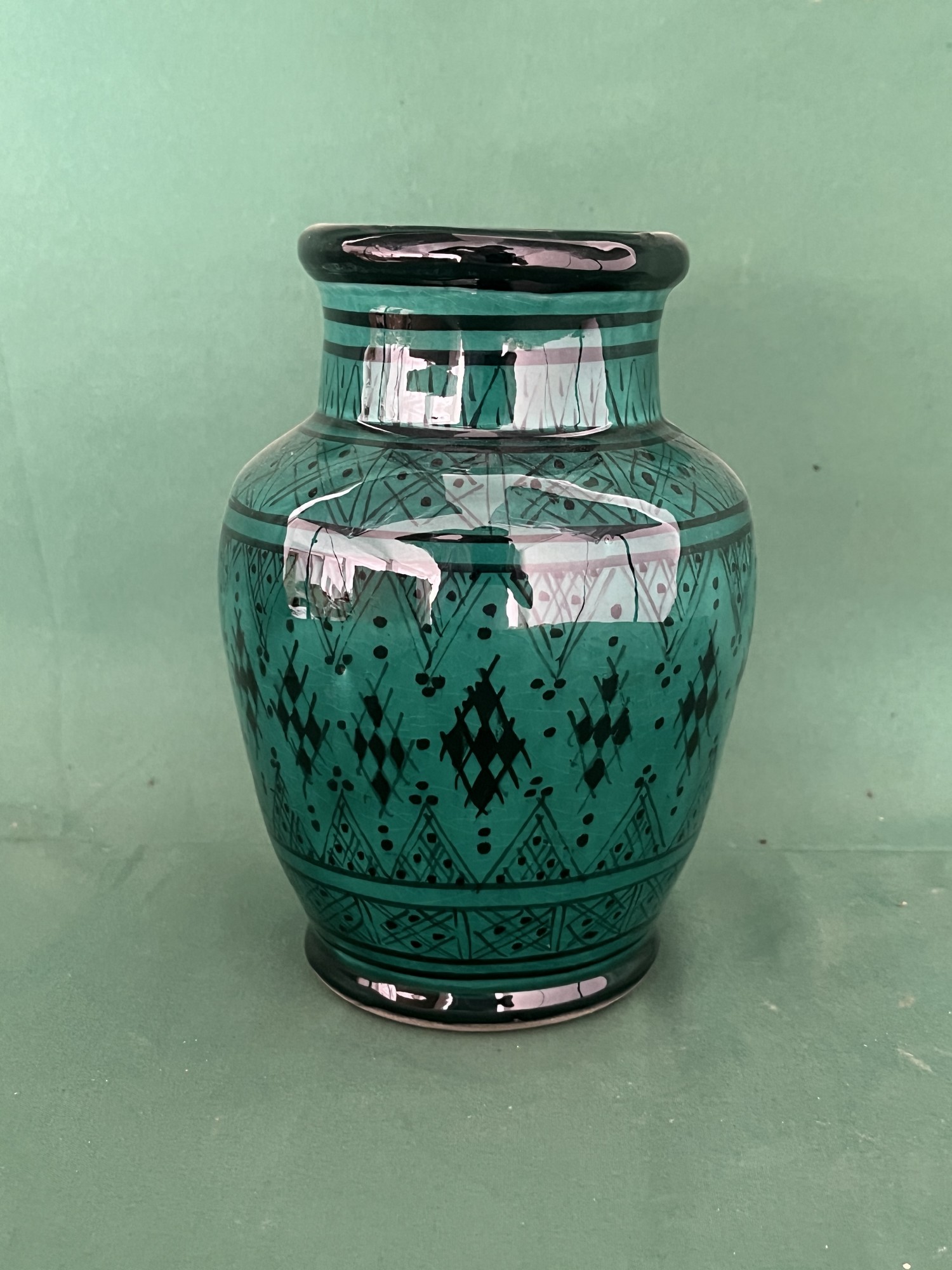 Keramikvase, grün-schwarz, Ø 12 cm, H 16 cm
