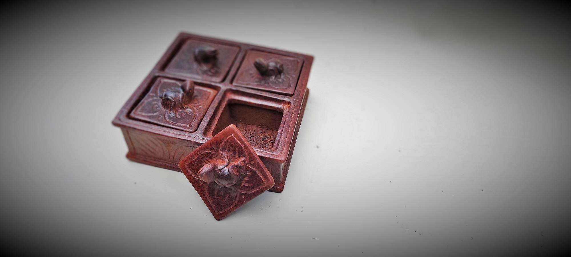 Lombok-Box mit vier Fächern, braun, B 20 cm, L 20 cm, H 9 cm
