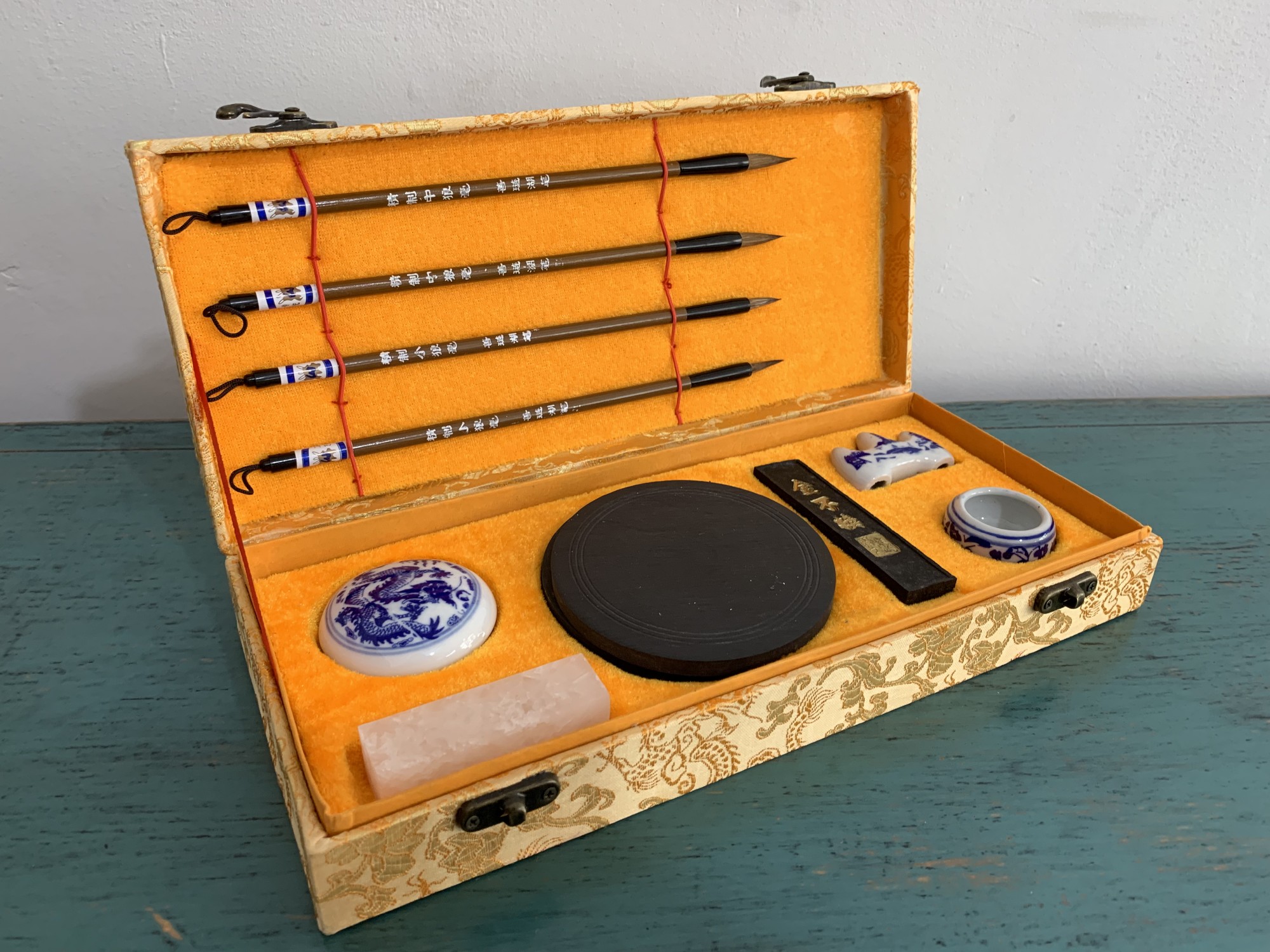 Kalligraphie-Set, T 31 cm, B 13,5 cm, H 5 cm