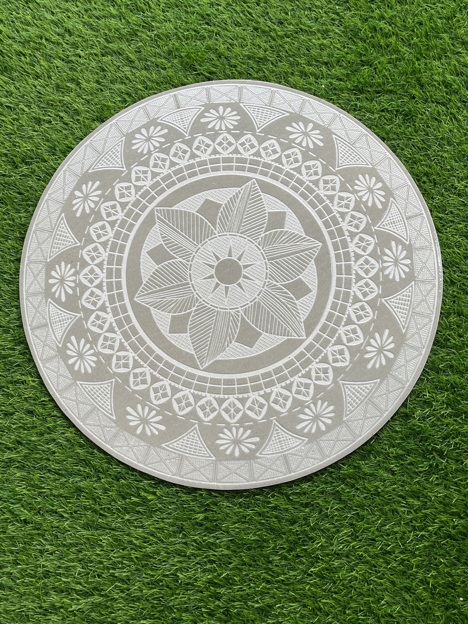 Kacheltisch 'Camille', beige/grau, Ø 60 cm, H 71 cm