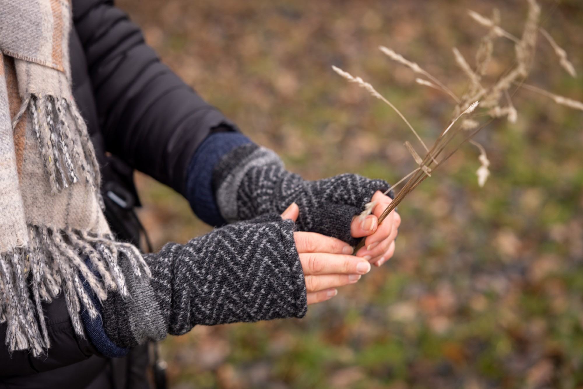 Pulswärmer 'Zickzack', grau