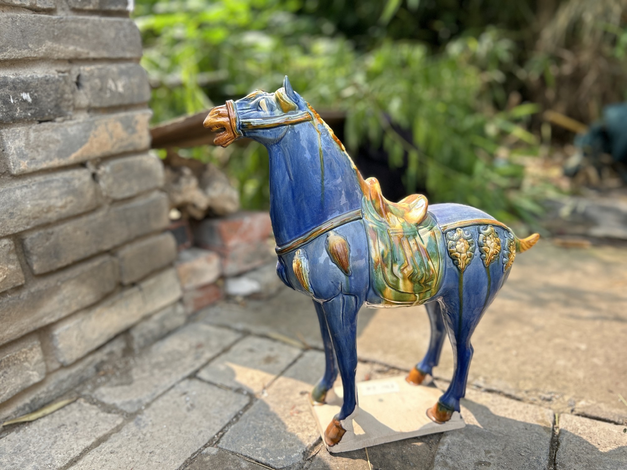 Keramikpferd 'Tang Dynasty', blau/gelb, B 40 cm, T 15 cm, H 41 cm