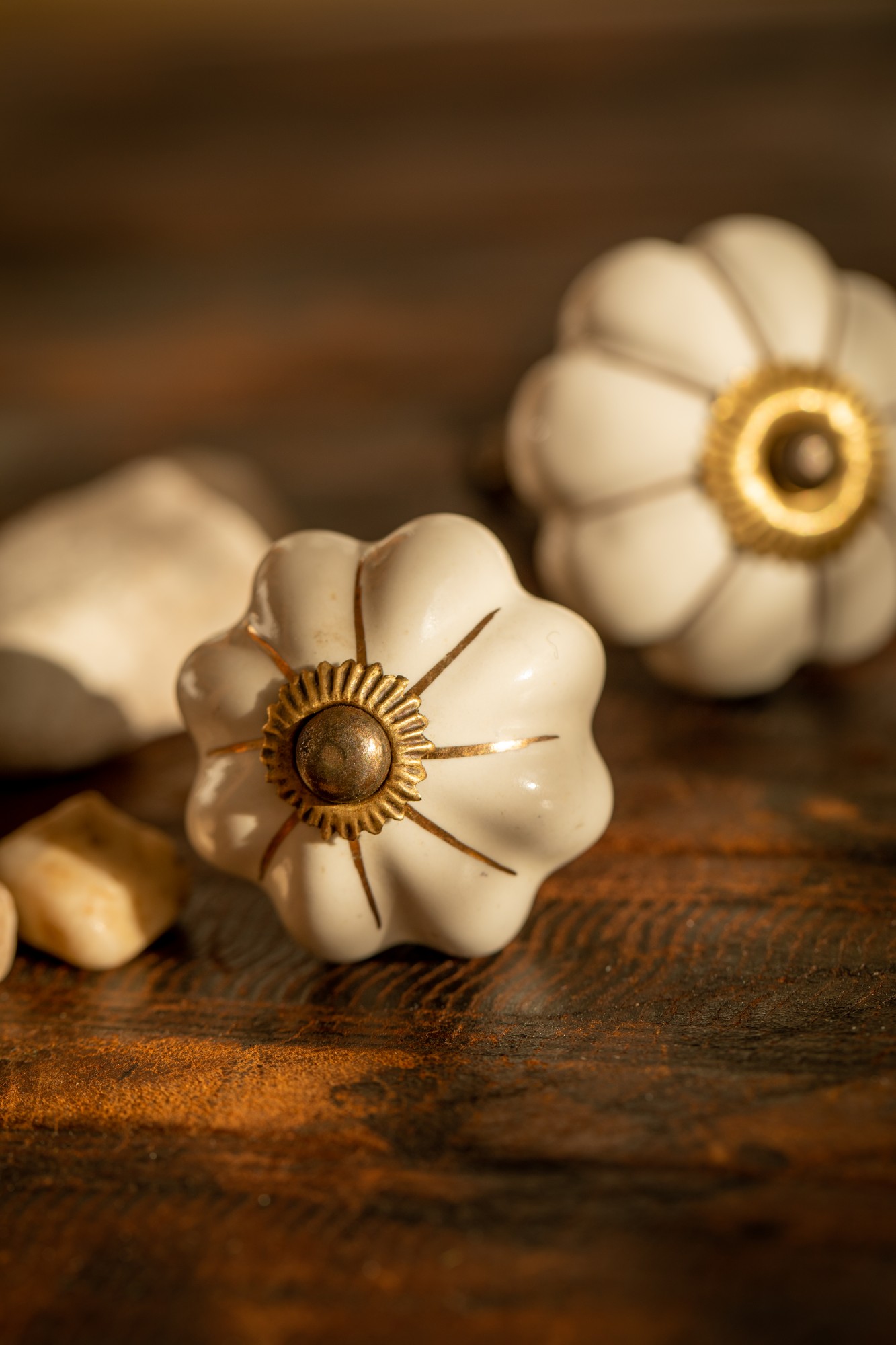 Türknauf 'Blume', beige, Ø 4 cm