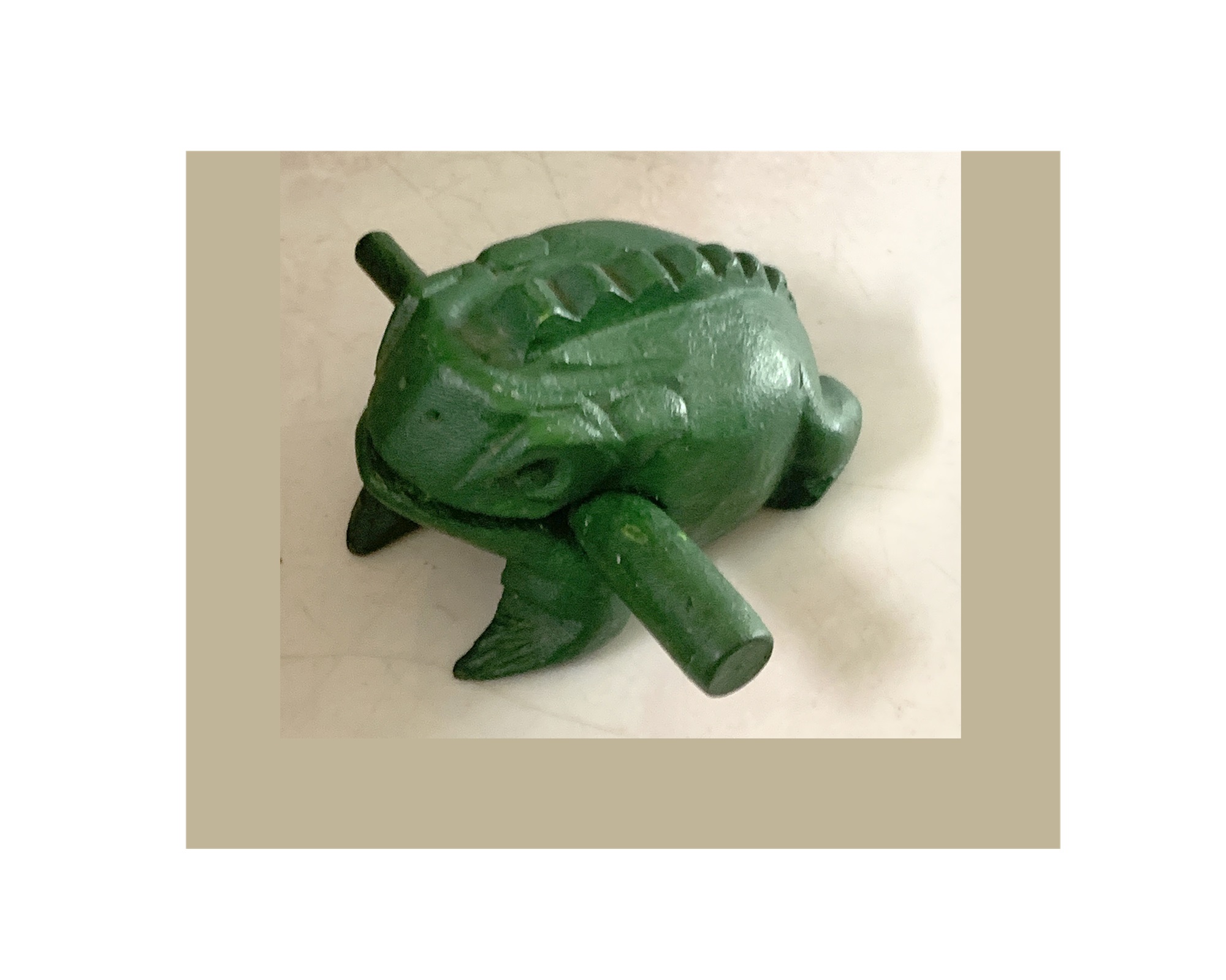 Klangfrosch, aus Regenbaumholz, grün, B 13 cm, T 8 cm, H 8 cm