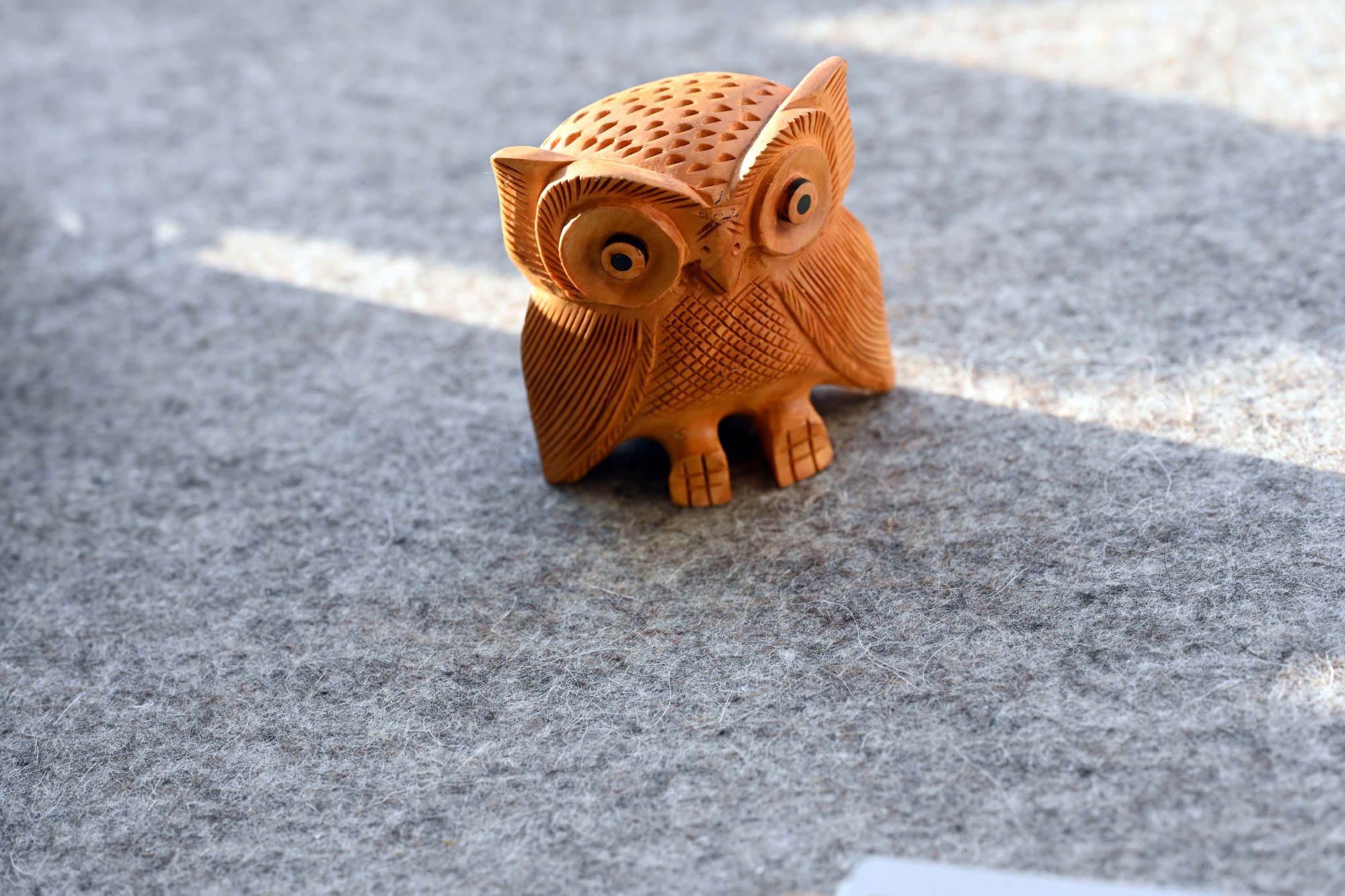 Eule aus Holz, natur, H 7,5 cm B 7,5 cm, T 3,5 cm
