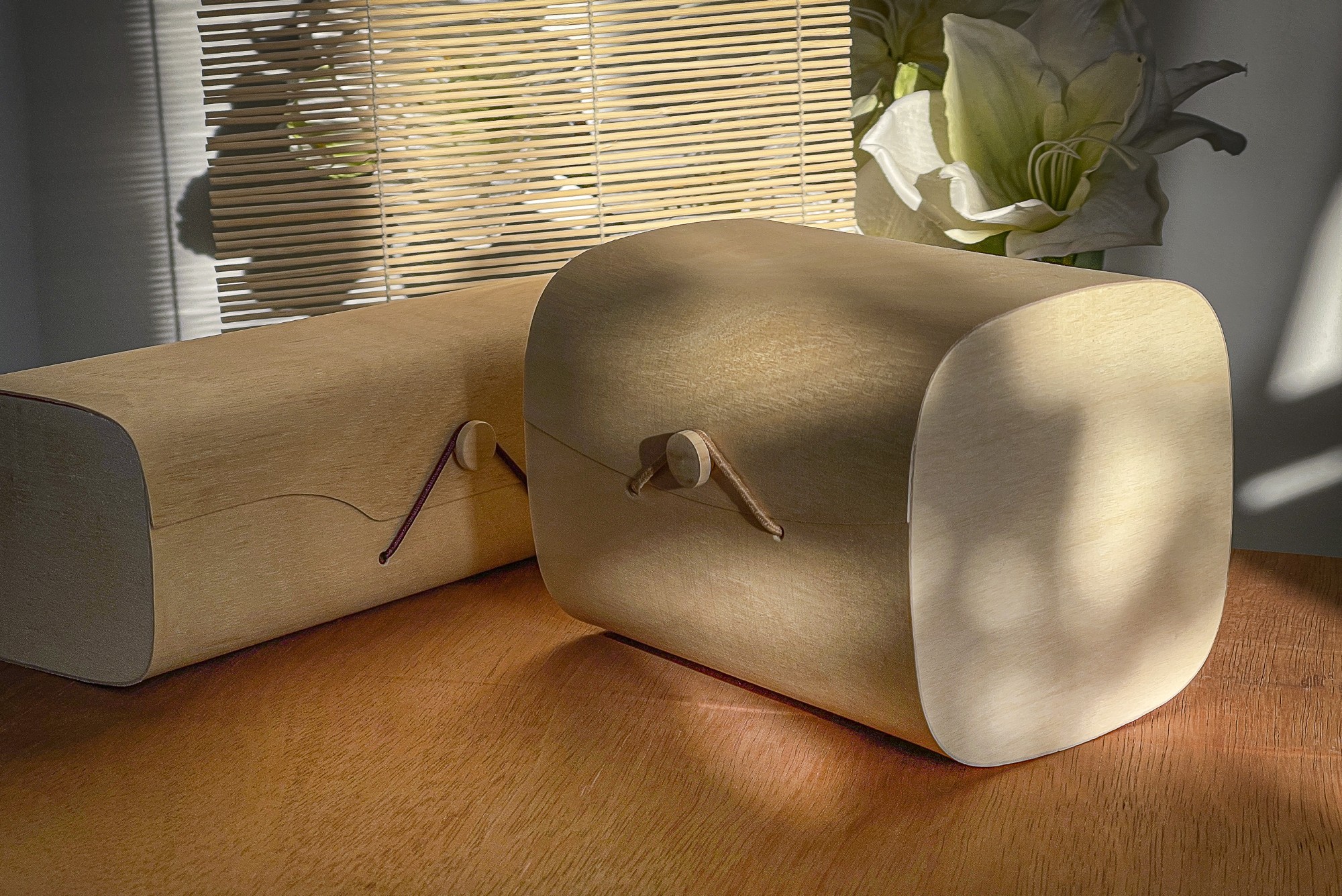 Box 'Pando', mit Knopfverschluß, B 16 cm, L 12 cm, H 12 cm