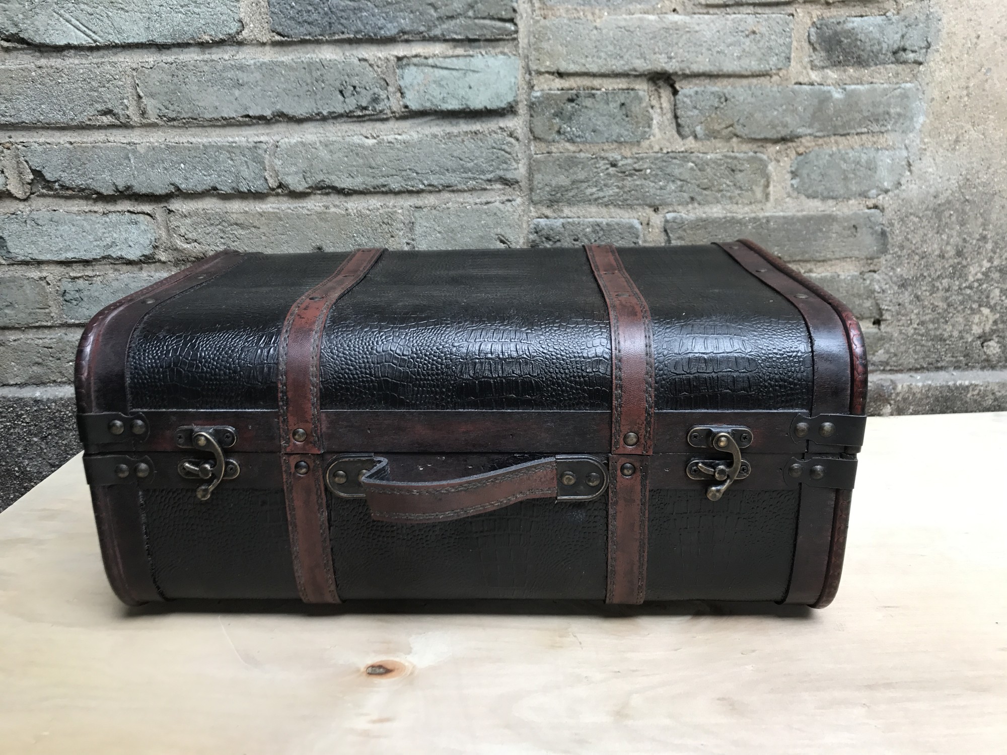 Kofferbox 'L', braun, rot,  L 45 cm, B 31 cm, H 20 cm