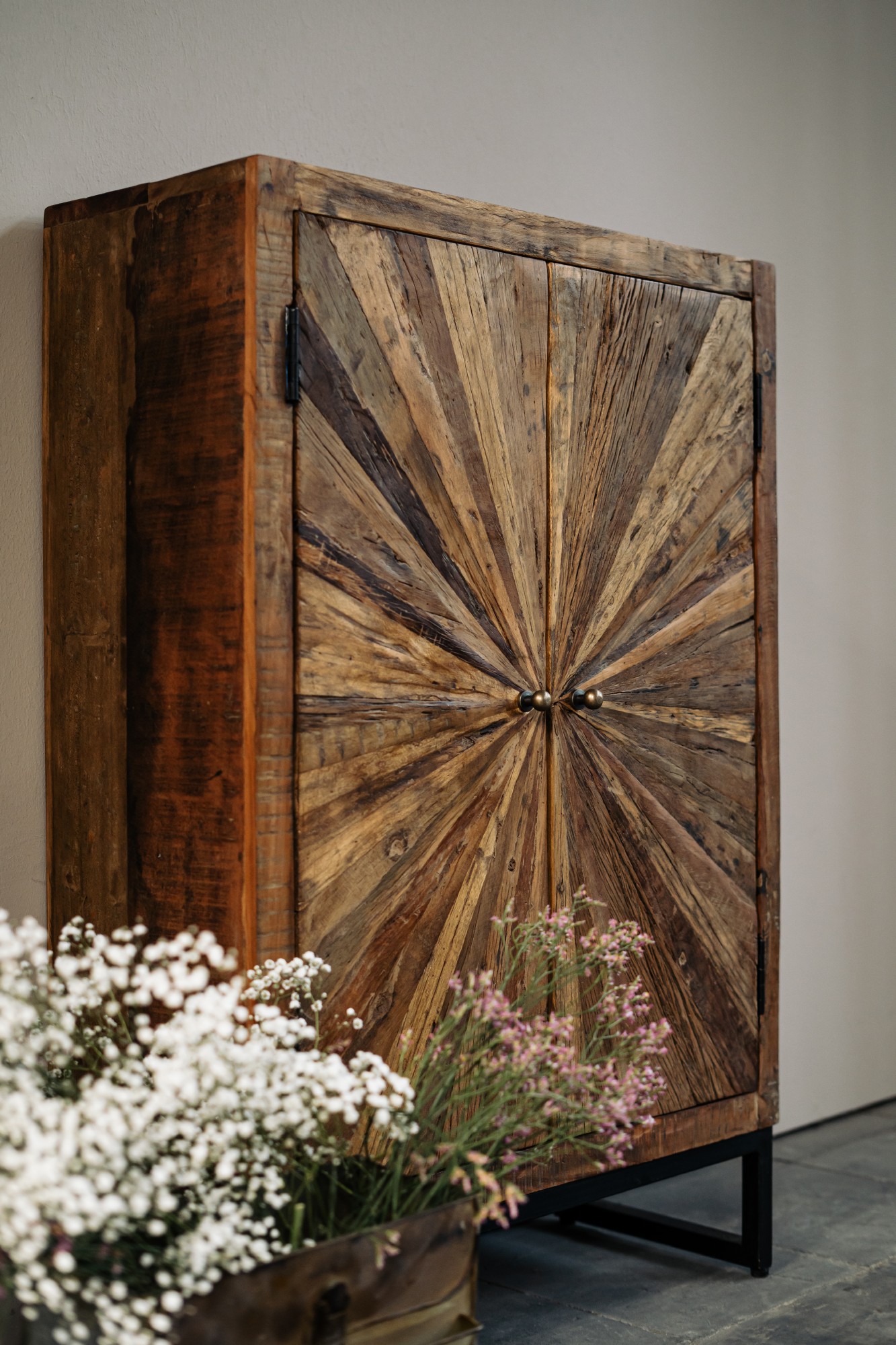 Kommode 'Harlington', recyceltes Holz, H 108 cm, B 70 cm, L 30 cm