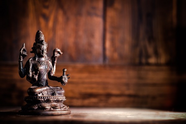 Bronze-Figur 'Shiva sitzend', H 13,5 cm, B 9 cm, L 7 cm