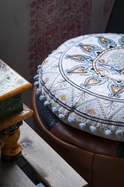 Sitzkissen 'Godala' mit Pompon, beige, graublau, flieder, Ø 40 cm, H 5 cm